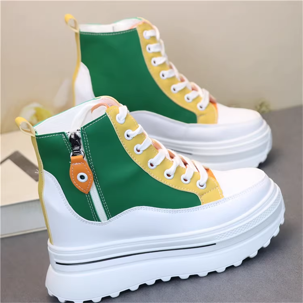 Dolgu Topuk Renkli Bot