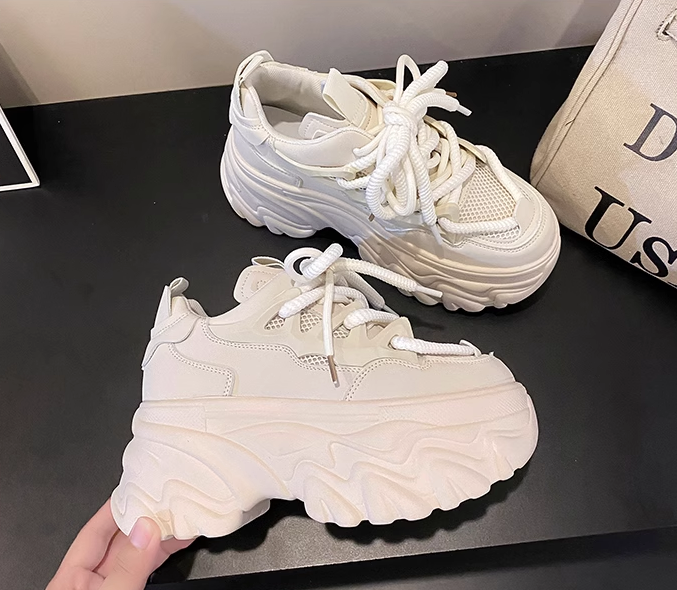 Dolgu Topuk Sneakers