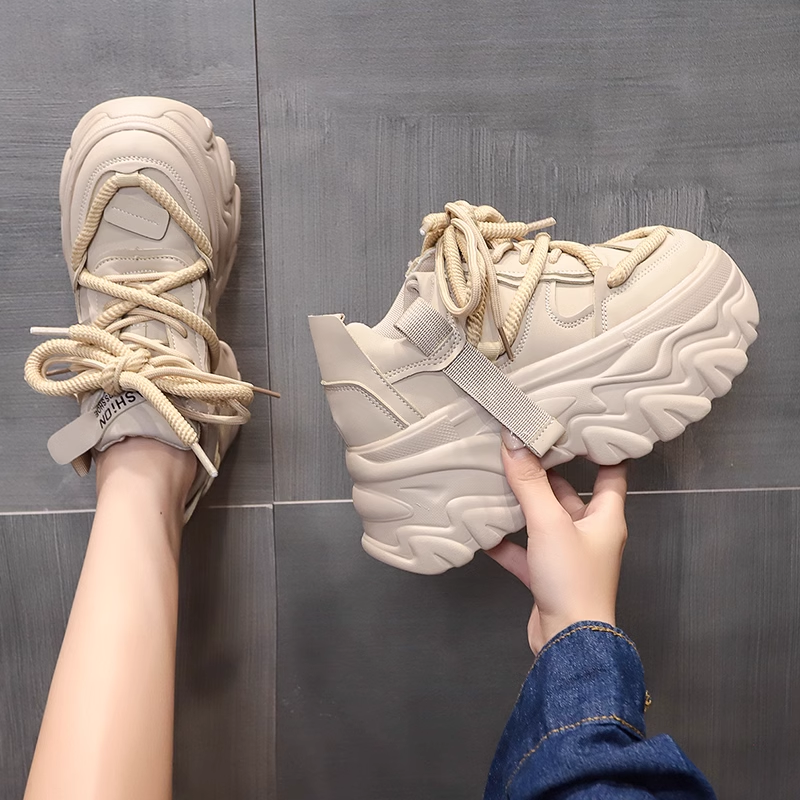 Dolgu Topuk Sneakers