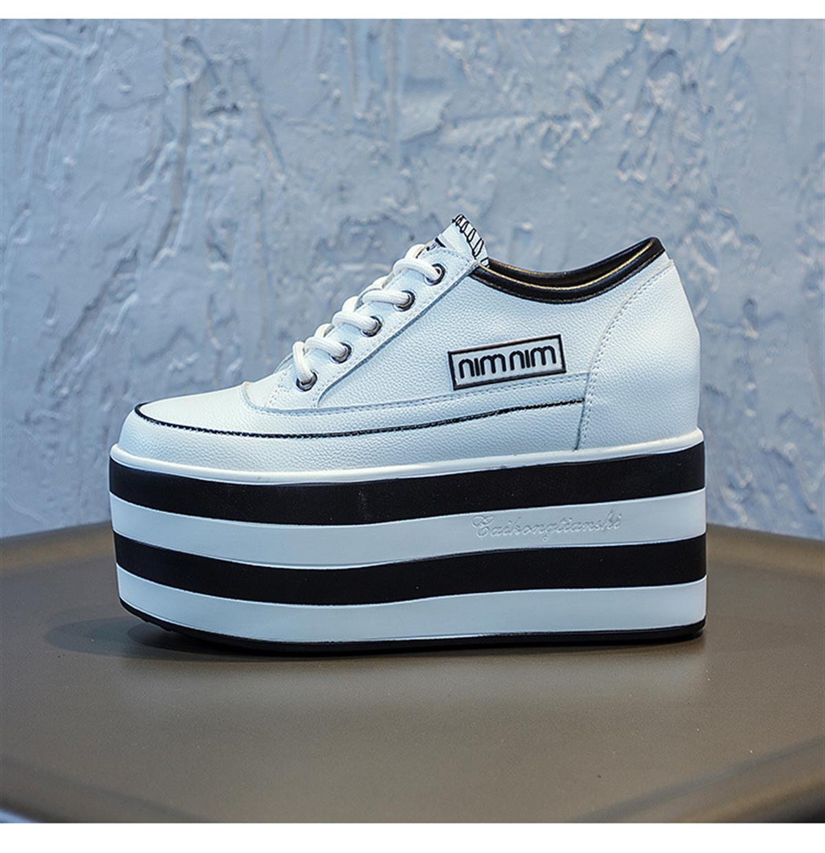 Dolgu Topuk Spor Ayakkabı