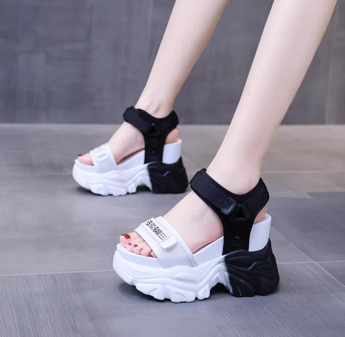 Dolgu Topuk  Spor Sandalet
