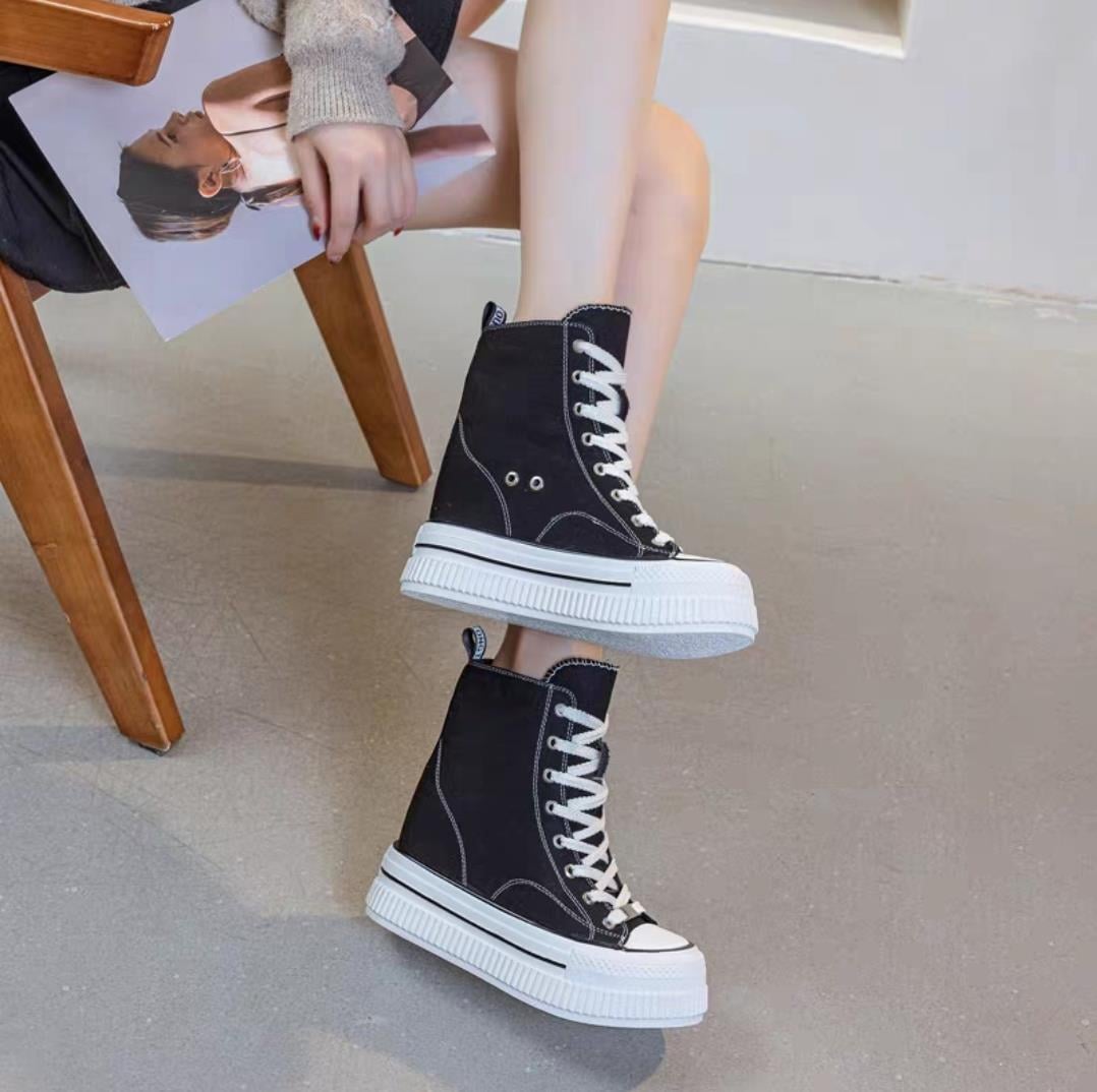 Gizli Topuk Converse Bot