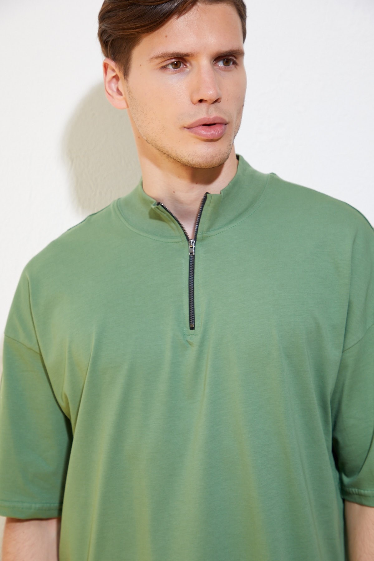 Erkek Yarı Fermuarlı Dik Yakalı Oversize Yeşil T-Shirt