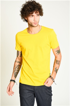 Bisiklet Yaka Sarı Basic T-Shirt