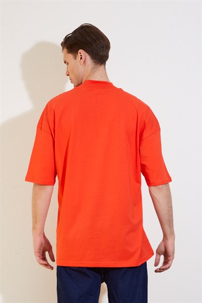 Erkek Yarı Fermuarlı Dik Yakalı Oversize Turuncu T-Shirt