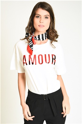 Önü Amour Baskılı Kadın Beyaz T-shirt
