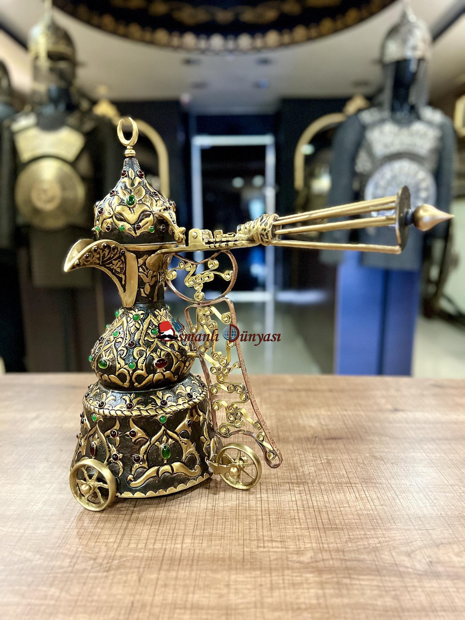 Saray-ı Hümayun Tekerlekli Kahve Cezvesi