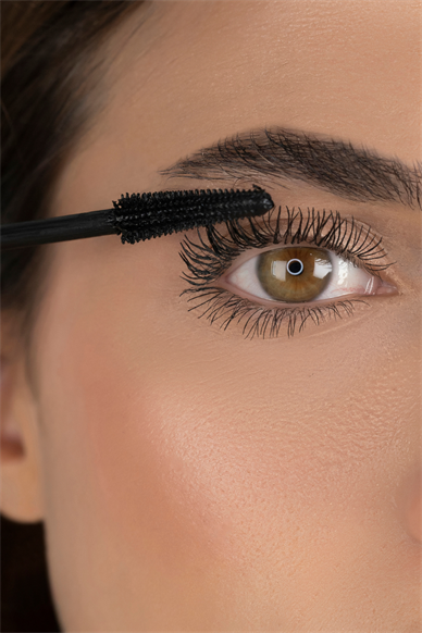SHOW BY PASTEL SHOW YOUR LOOK 24H LONG LASTING VOLUME MASCARA NEW YEAR CONCEPT