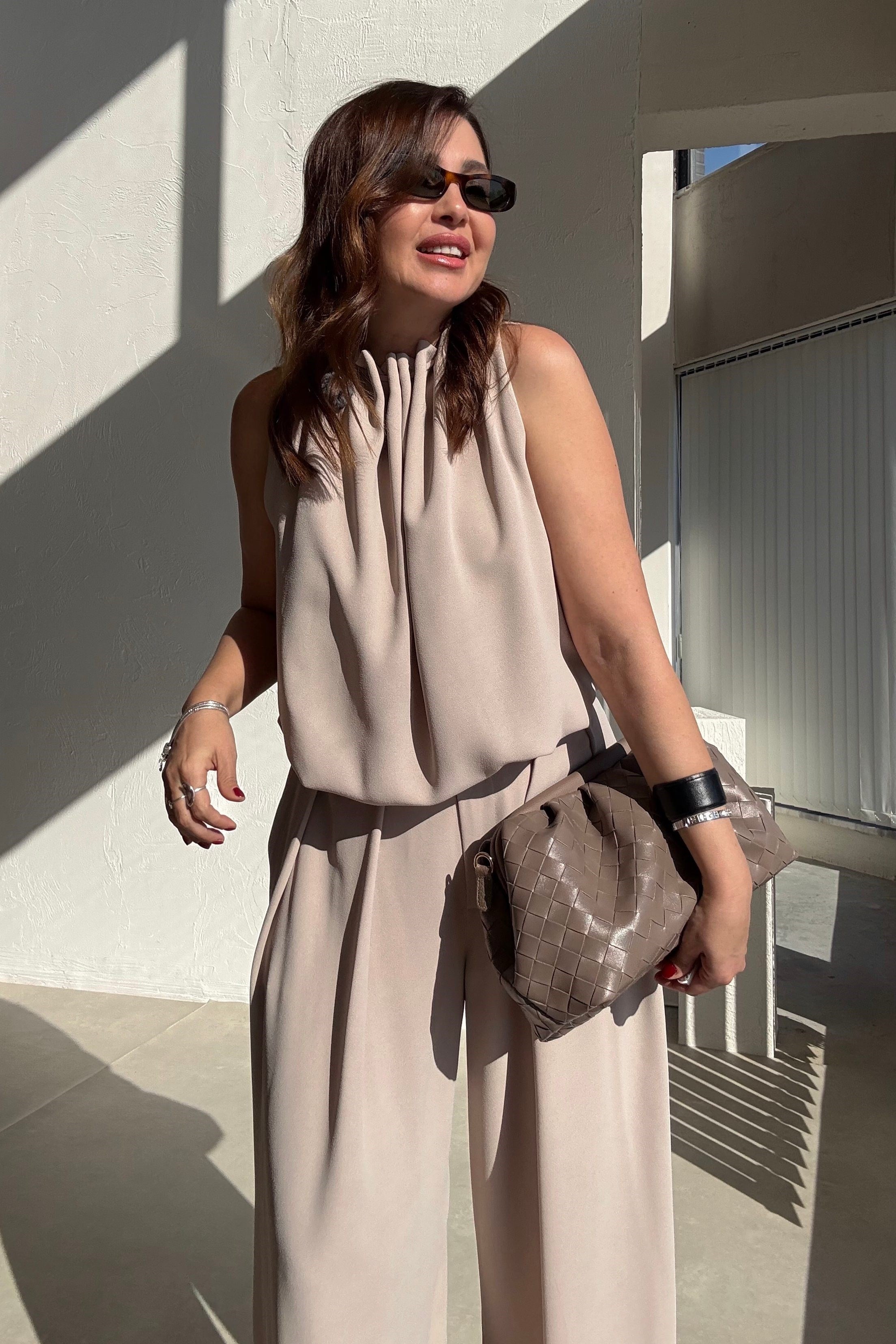 Bej Kolsuz Bluz Pantolon Takım 