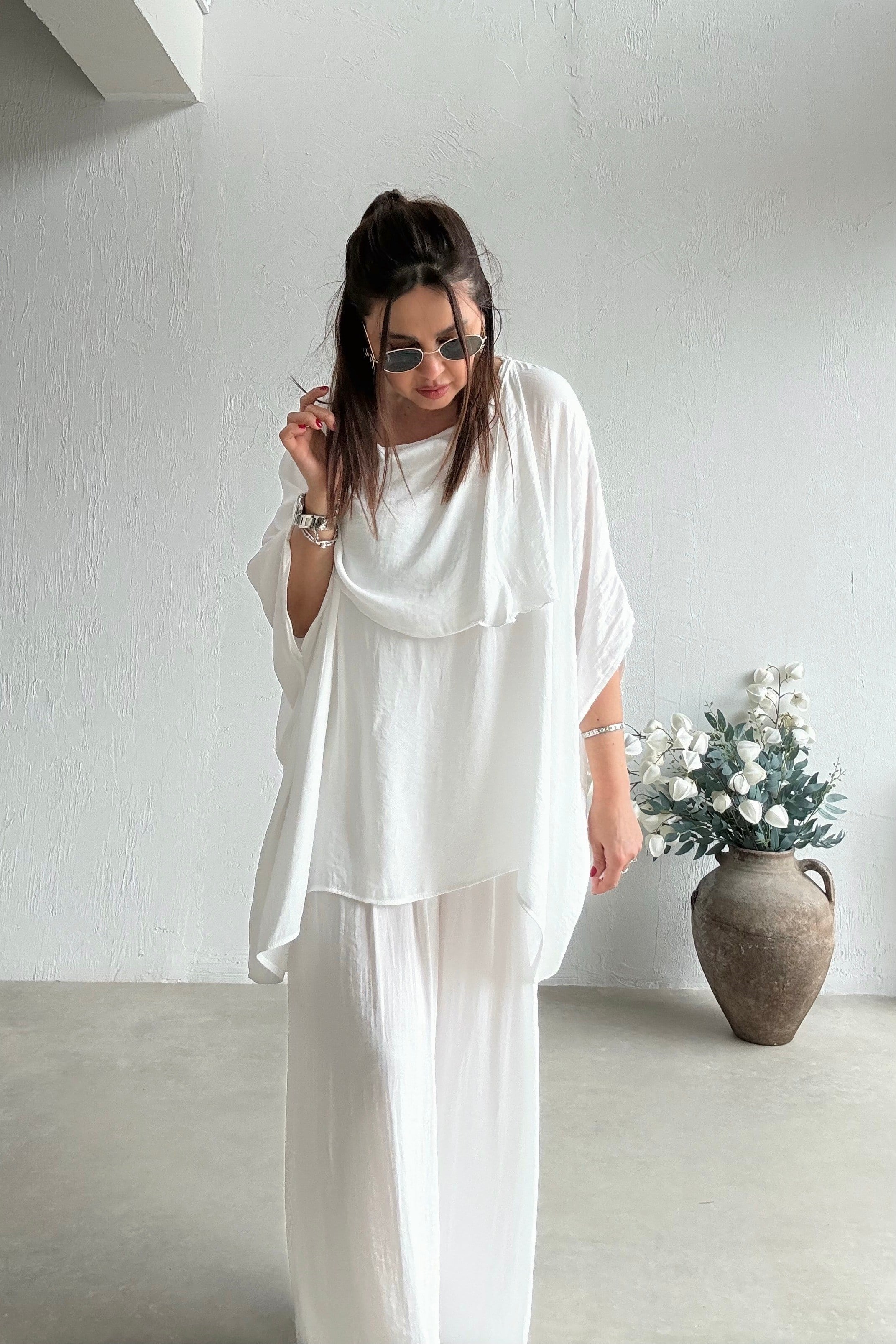 Beyaz Asimetrik Tril Takım 