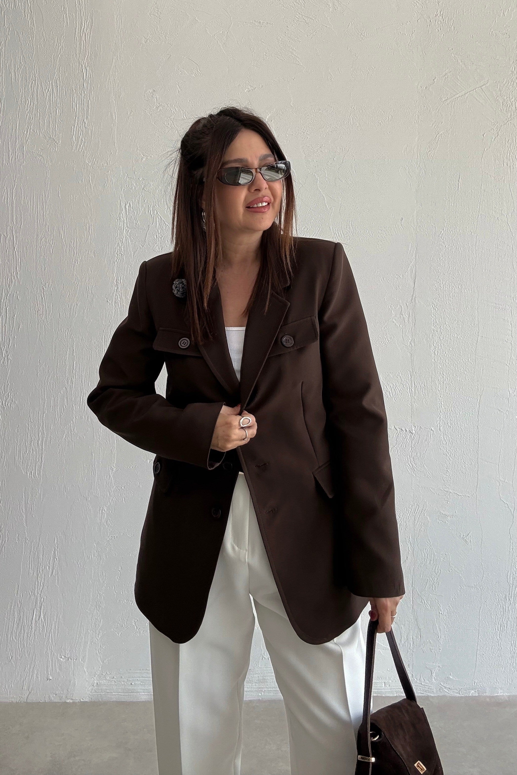 Kahverengi Üç Düğmeli Ceket 
