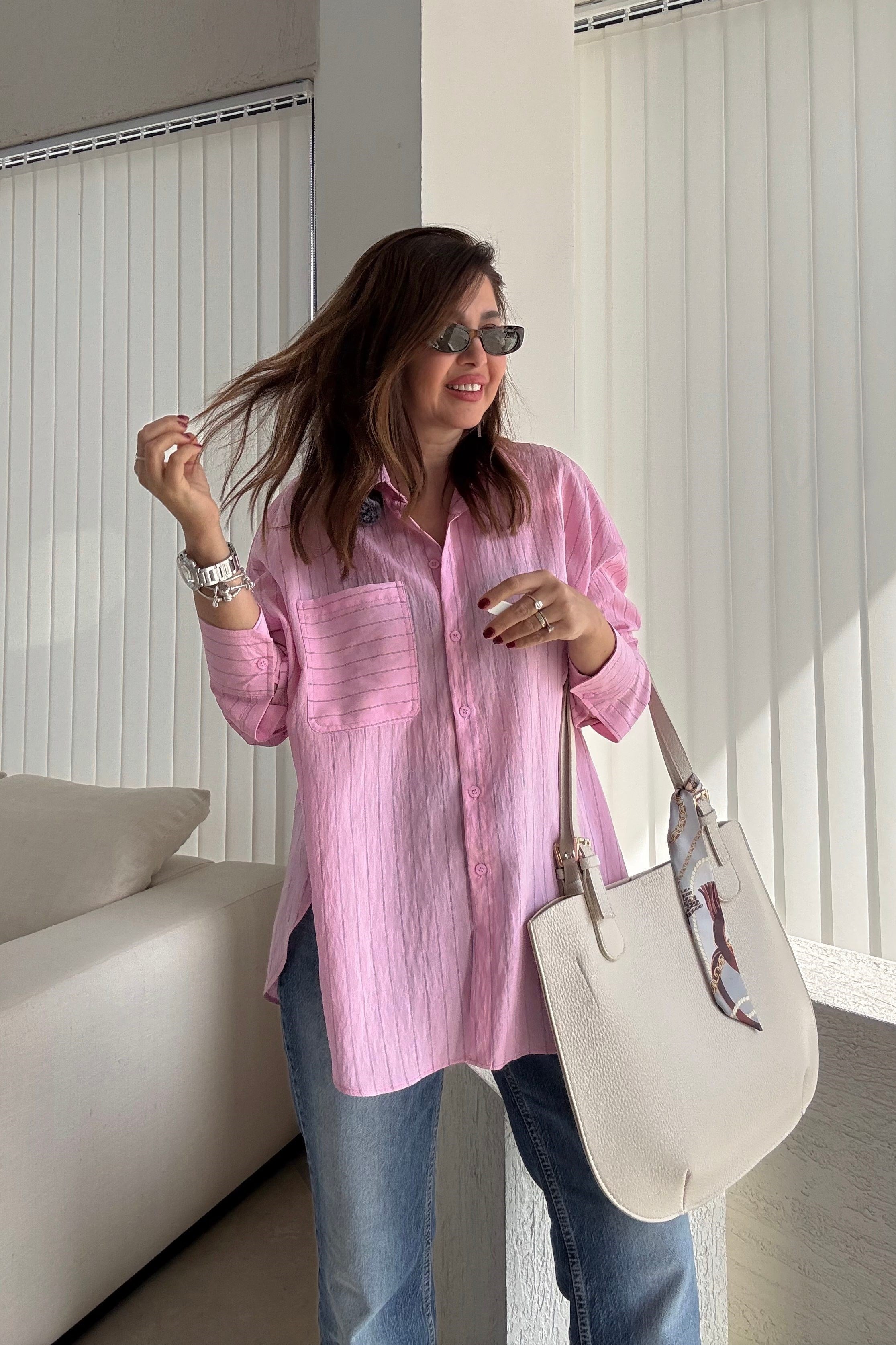 Pembe Çizgili Tril Gömlek 