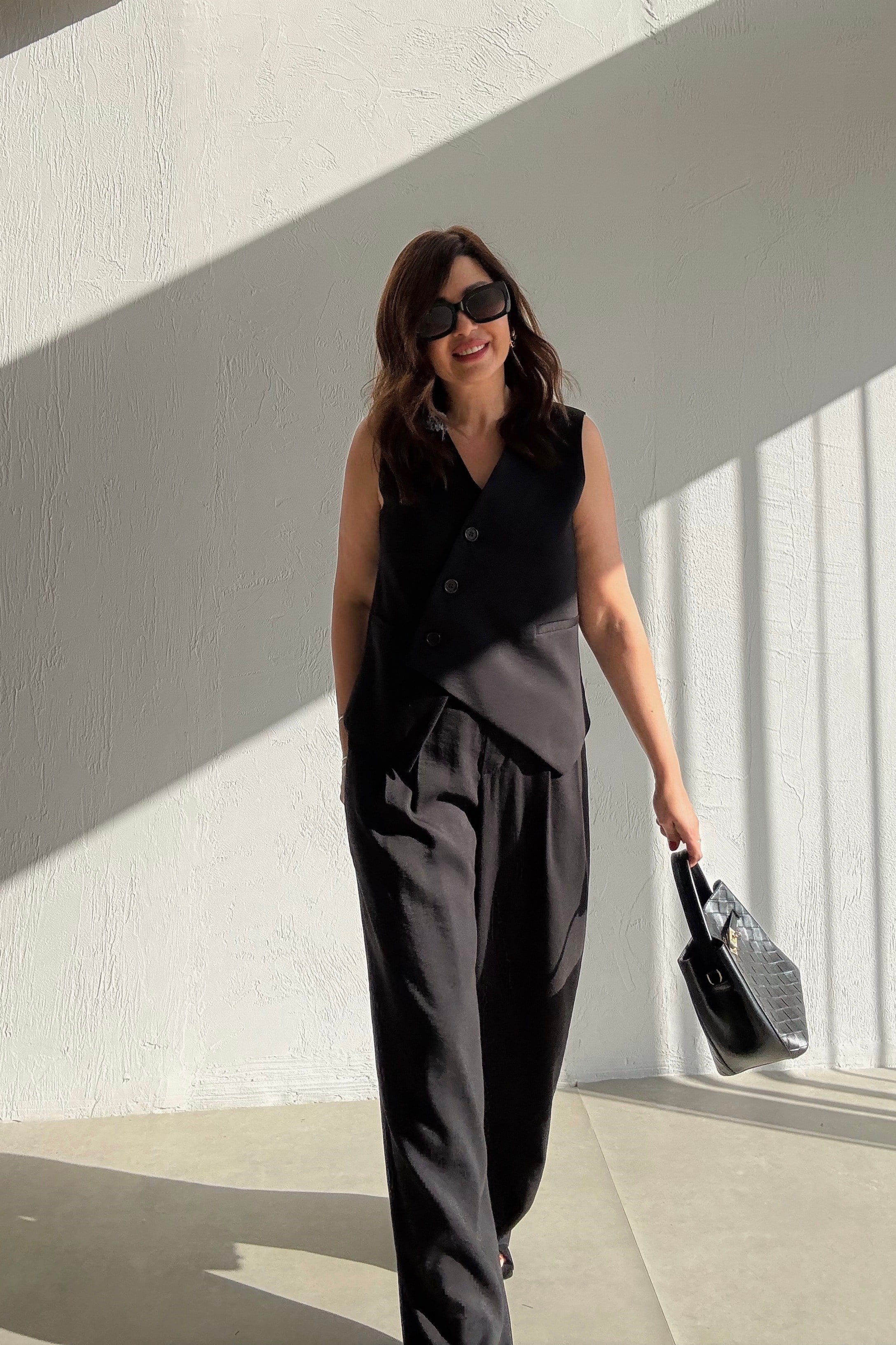 Siyah Asimetrik Yelek Pantolon Takım 