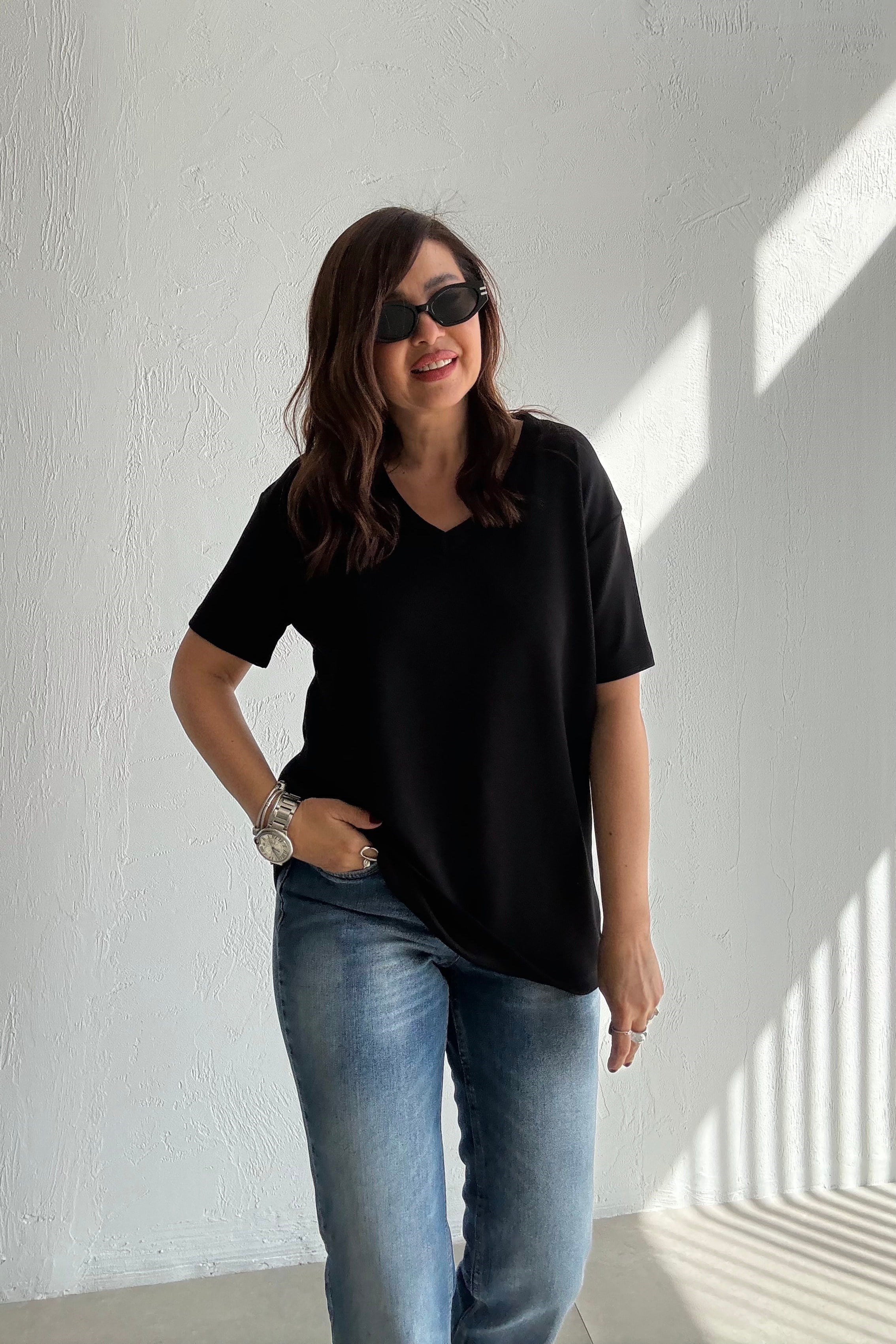 Siyah V Yaka Modal Tişört 