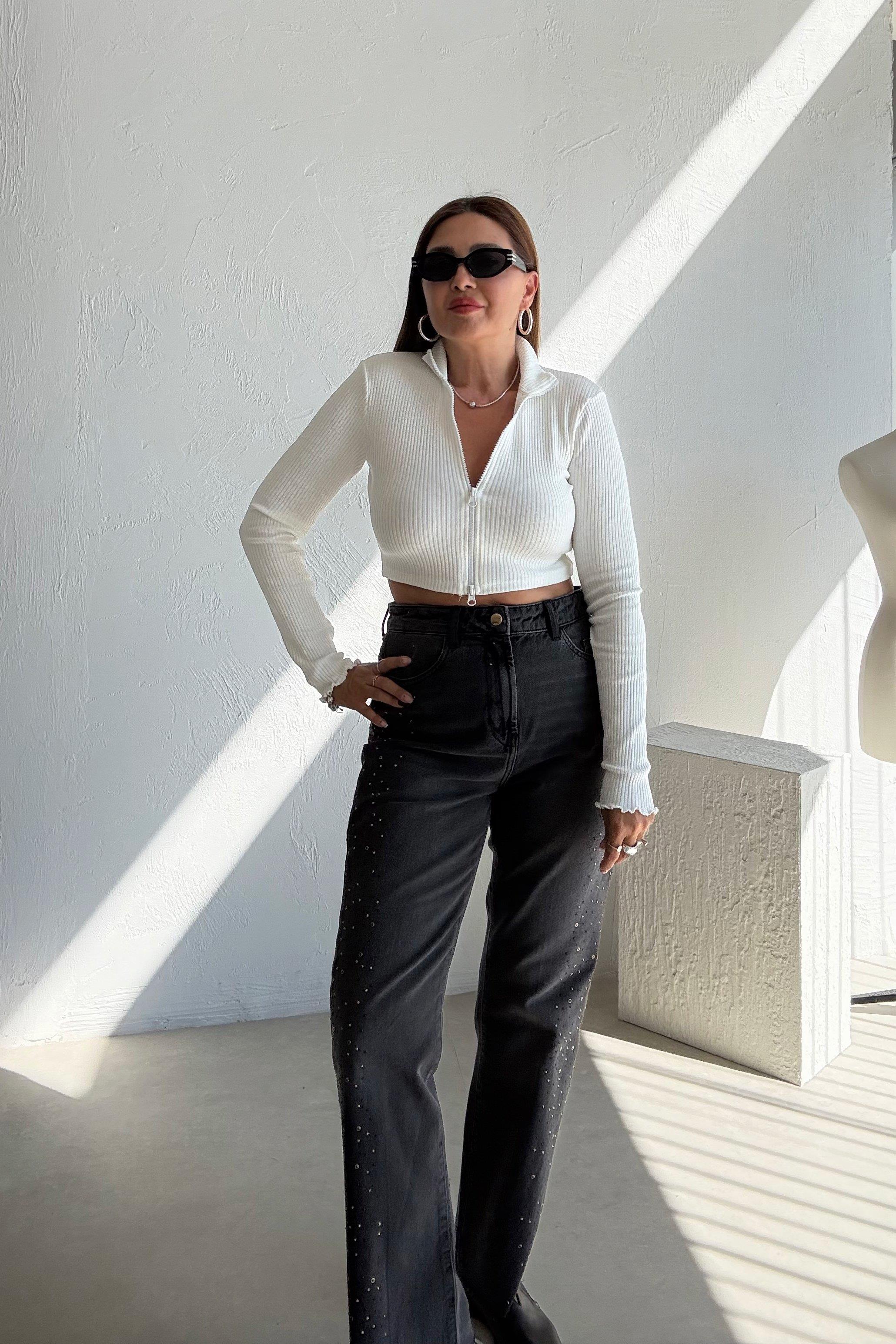 Beyaz Fermuarlı Basic Üst 