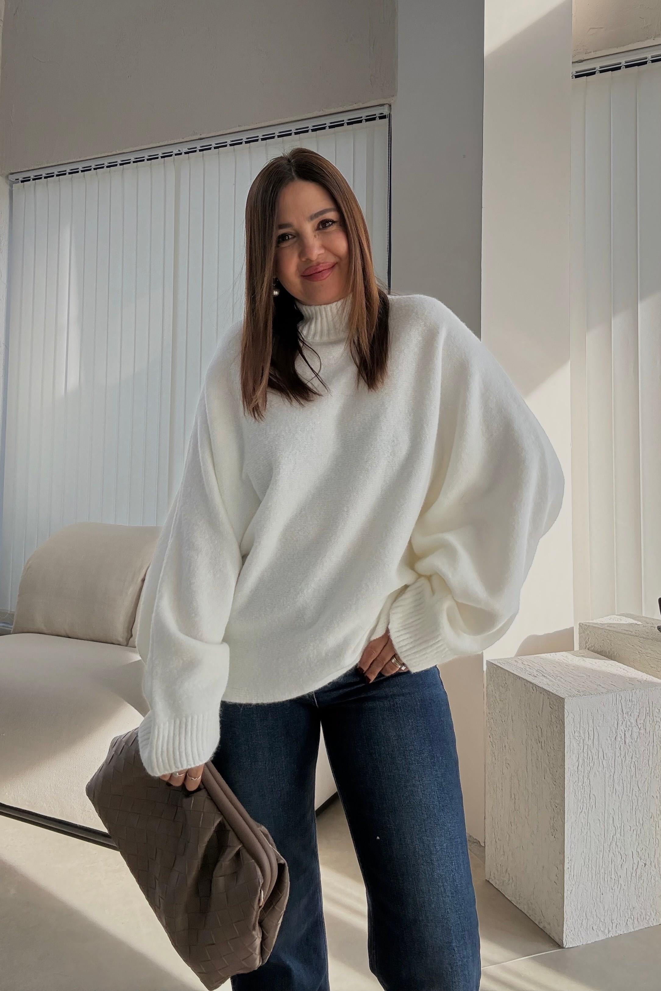 Ekru Dik Yaka Yumoş Kazak 