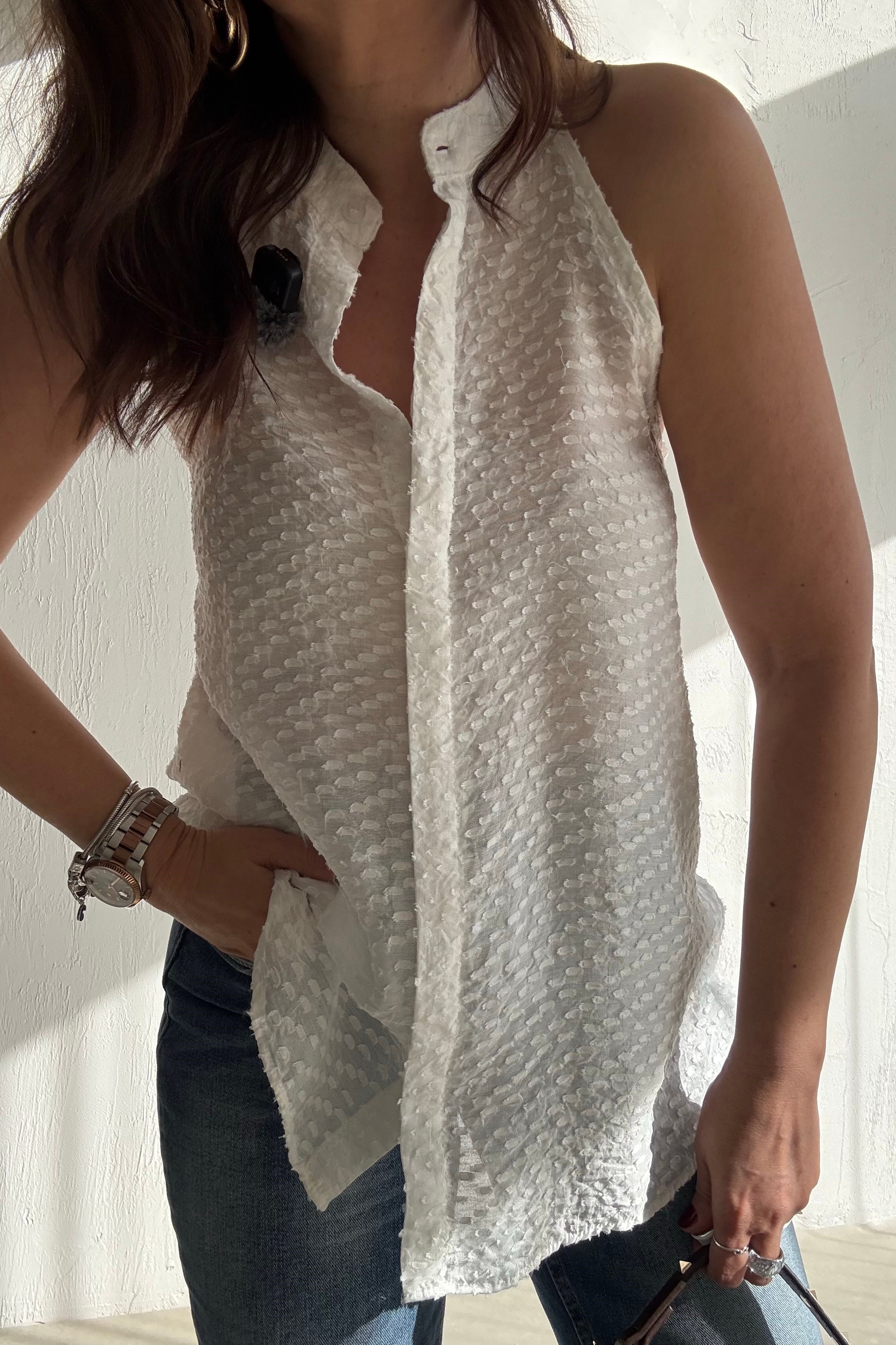 Ekru Dokulu Kolsuz Bluz 