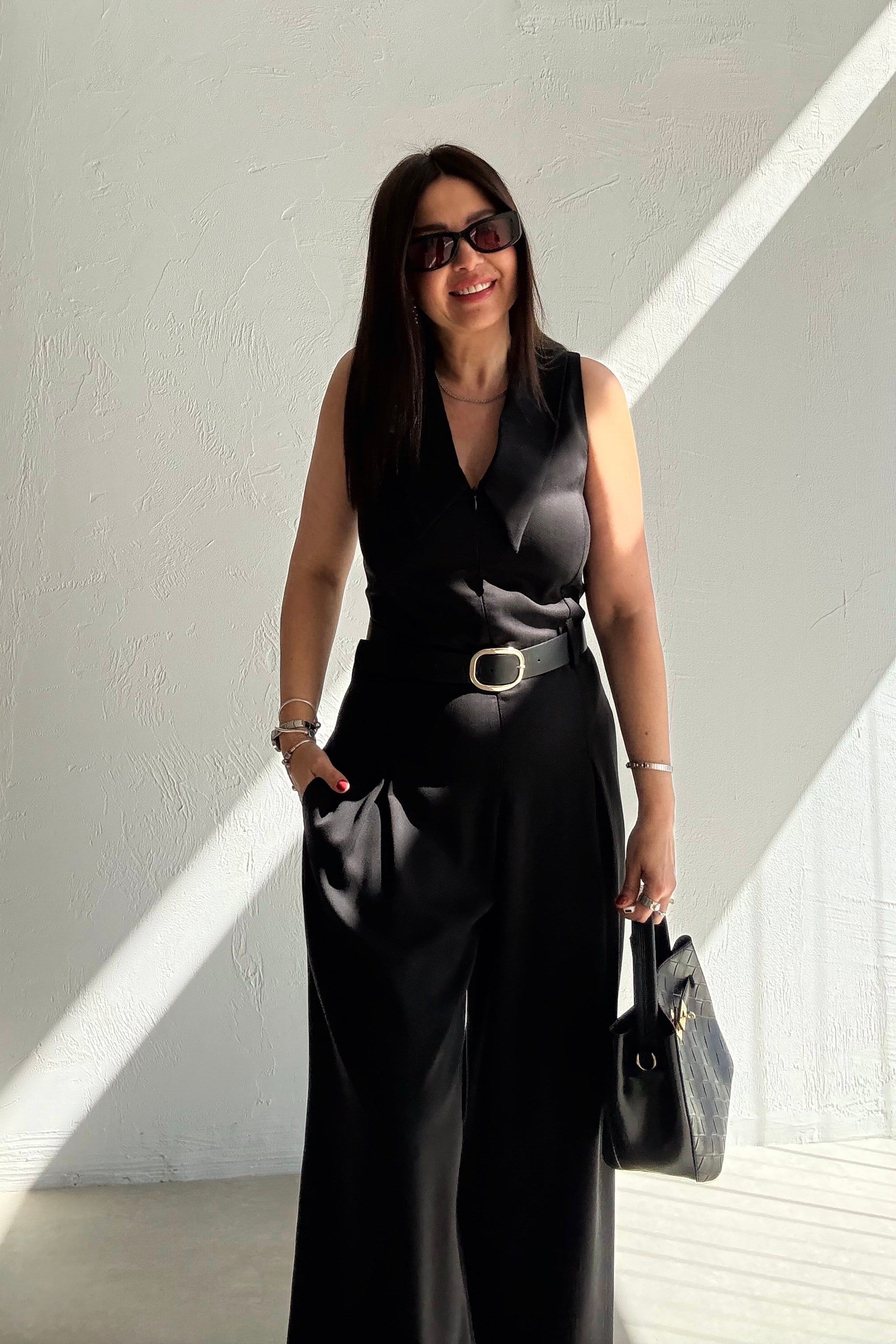 Geniş Yaka Kemerli Tulum SİYAH