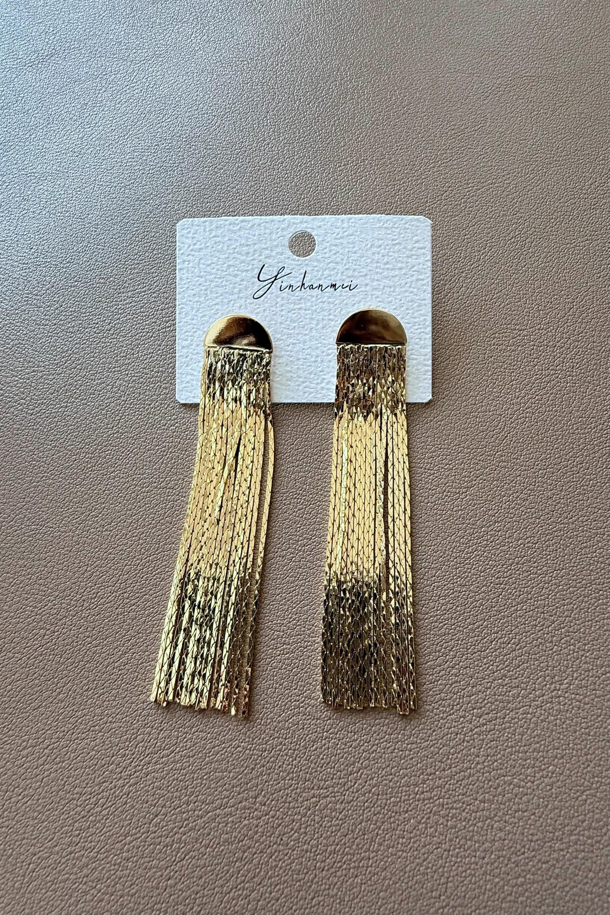 Gold Uzun Püskül Küpe 