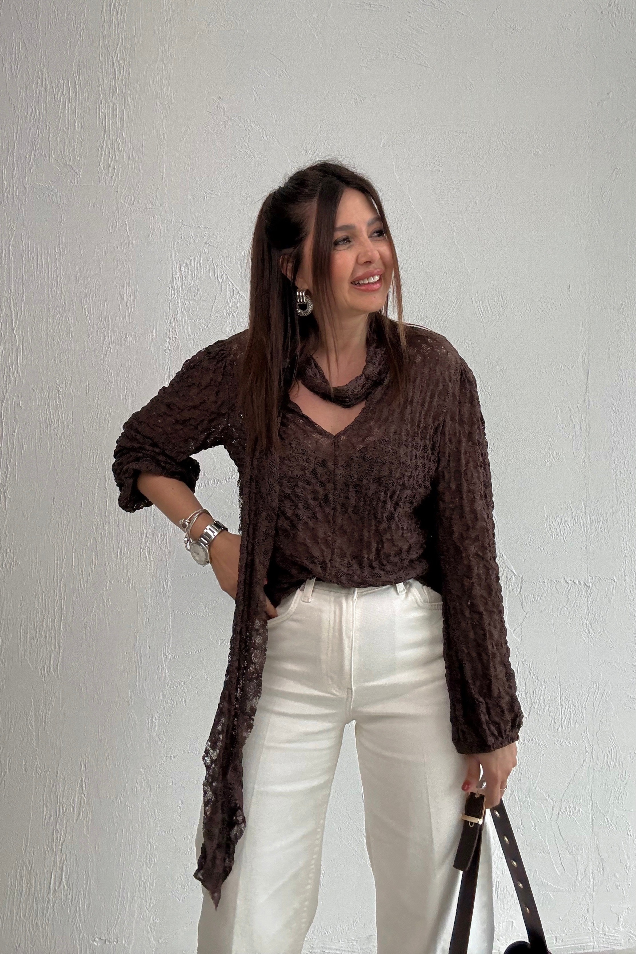 Kahverengi Dantelli Bluz 