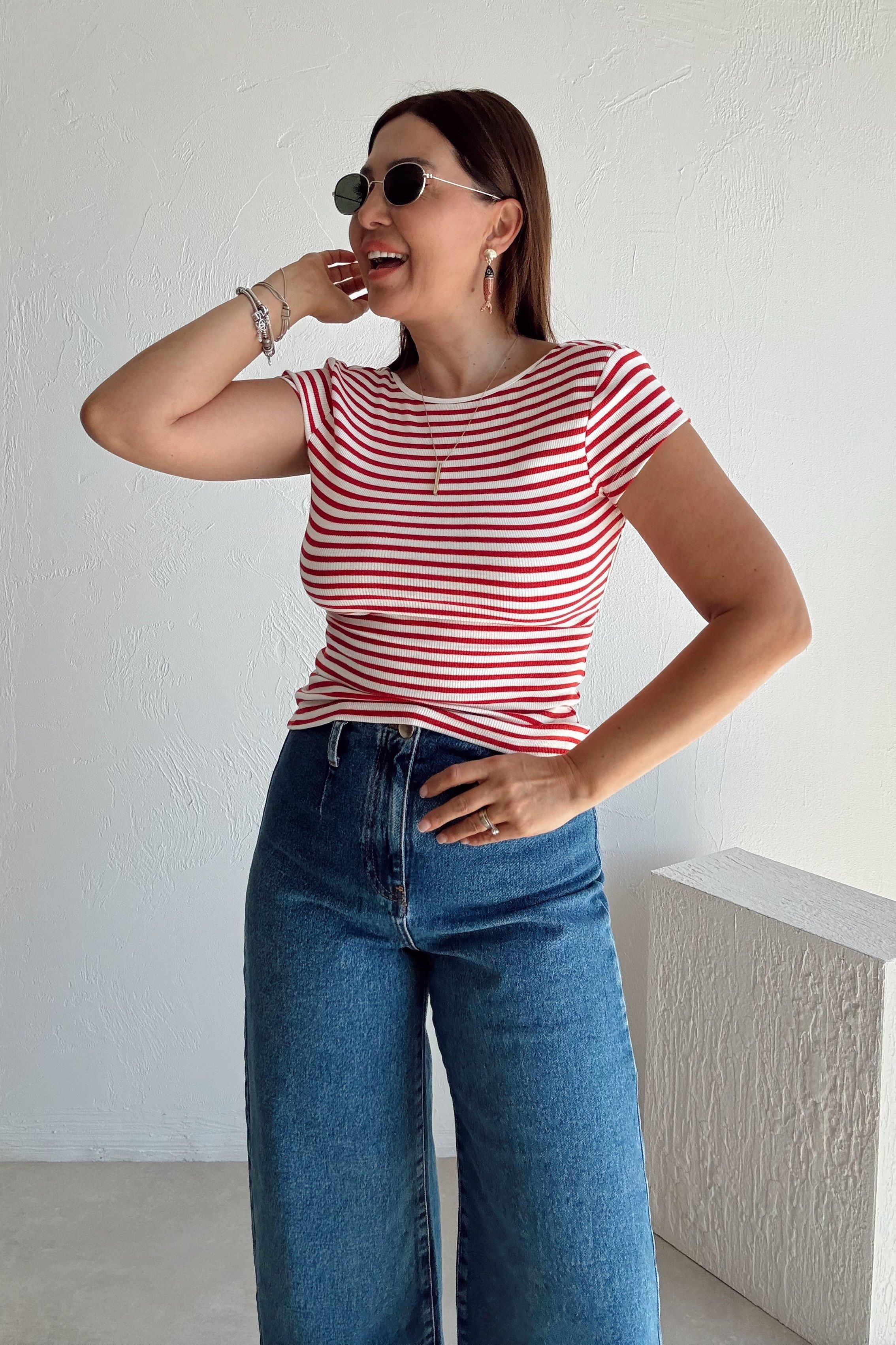 Kırmızı Çizgili Dekolteli Basic 