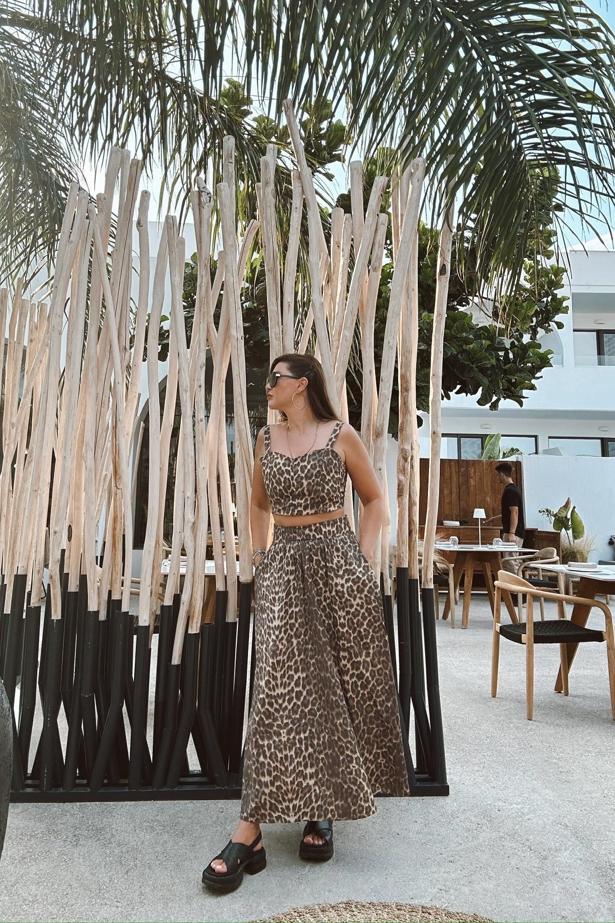 Leopar Desenli Crop Etek Takım 