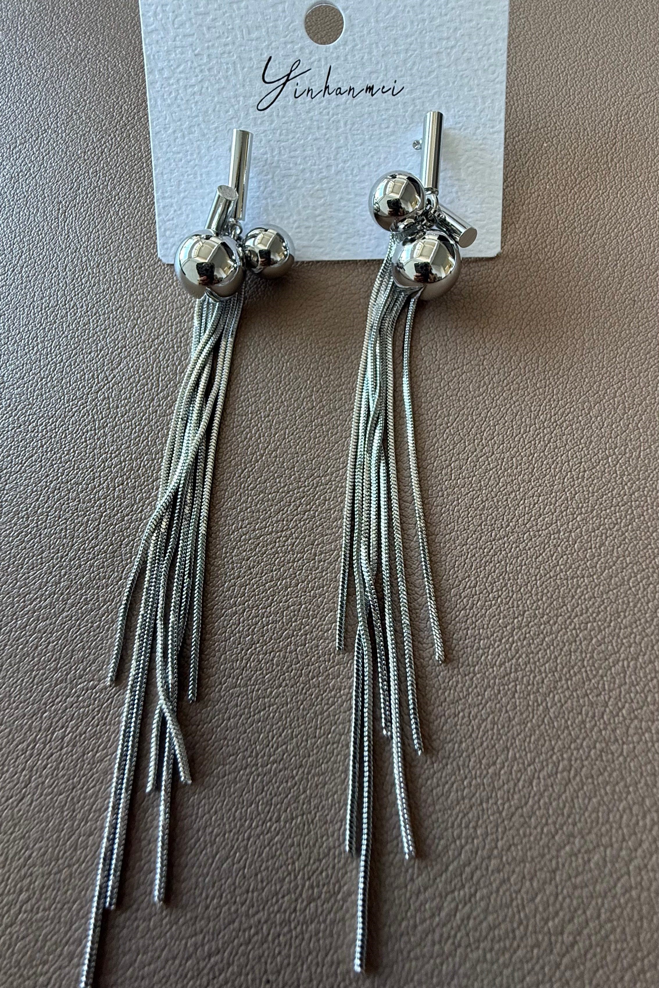 Silver Toplu Zincir Küpe 