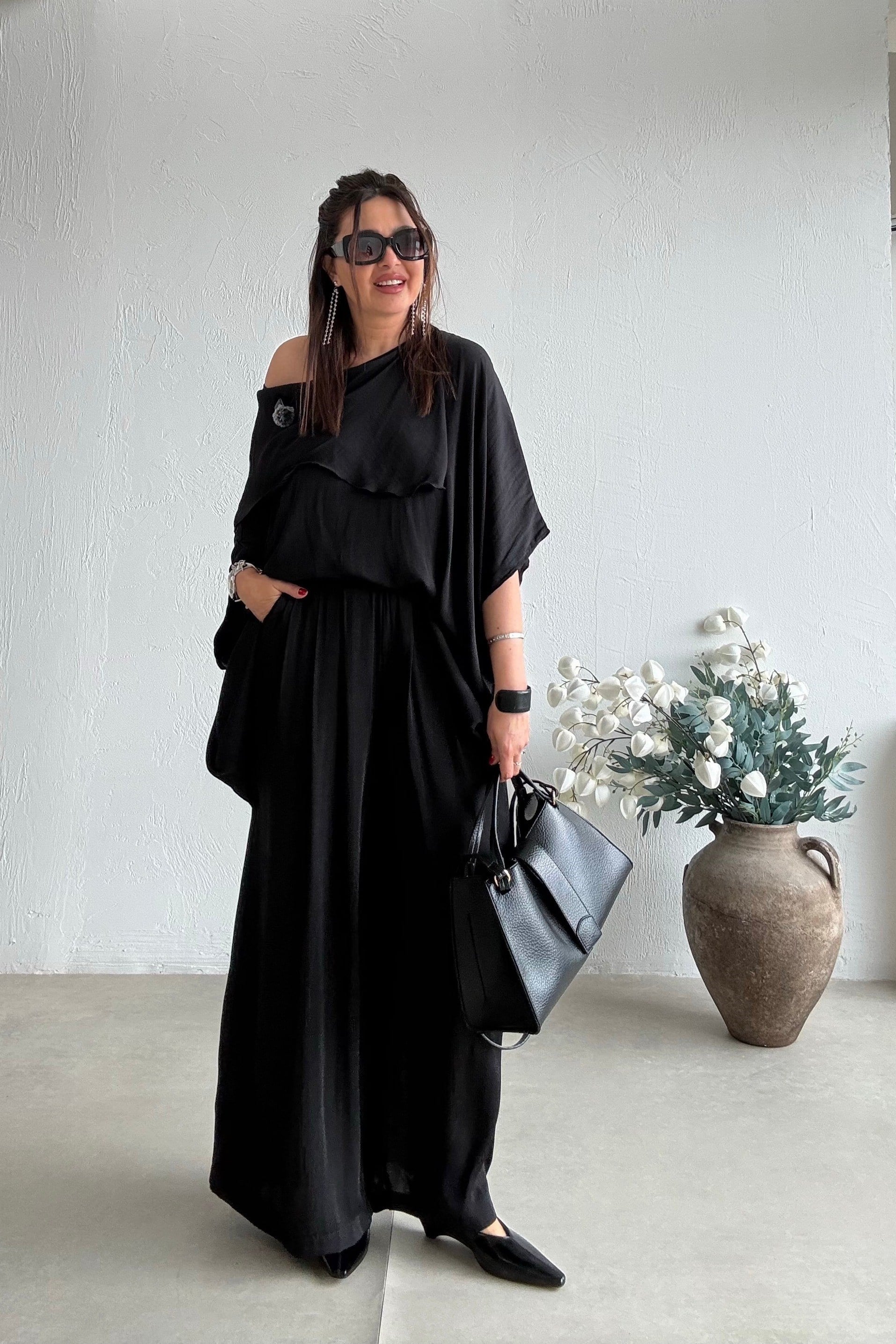 Siyah Asimetrik Tril Takım 