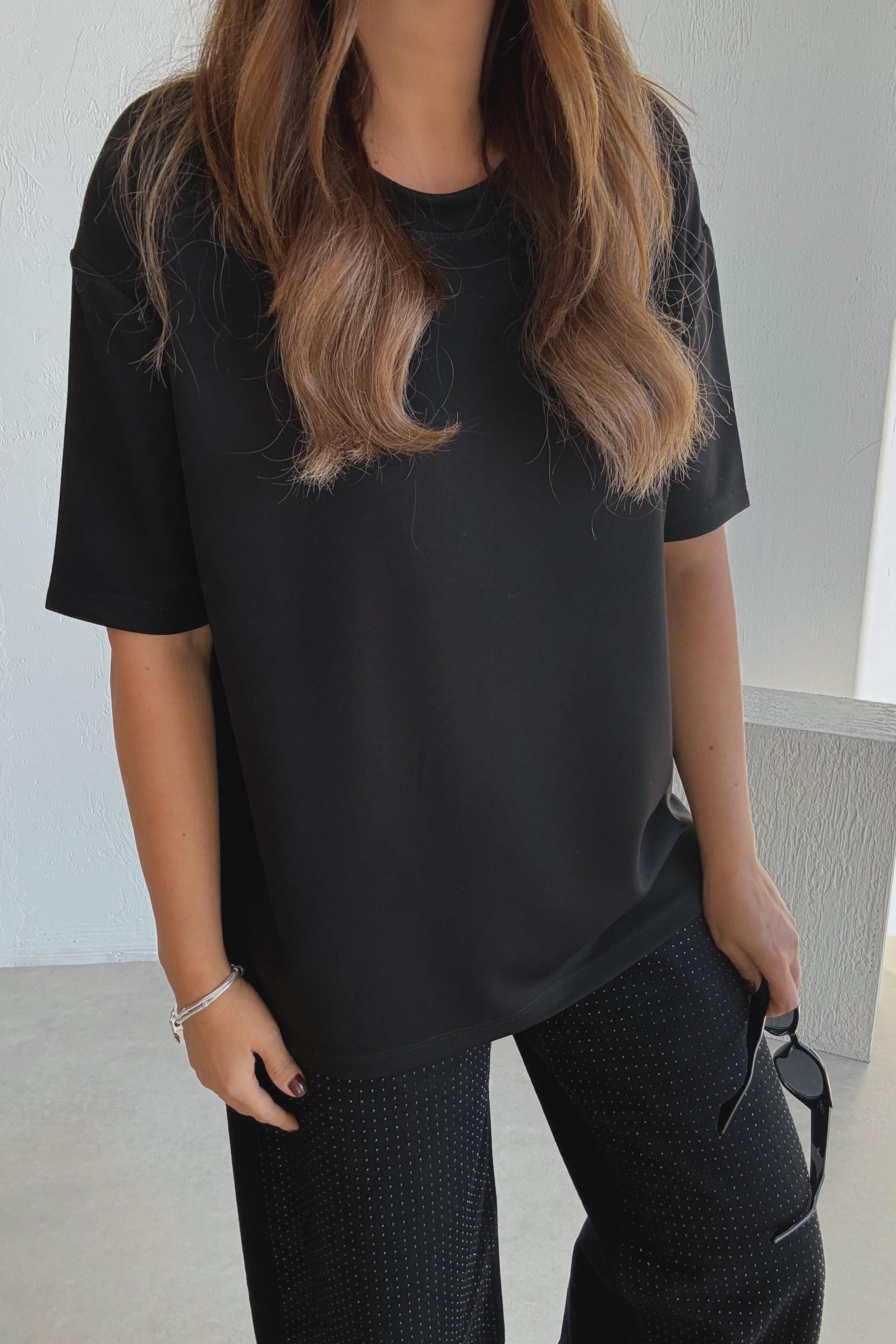 Siyah Basic Tişört 