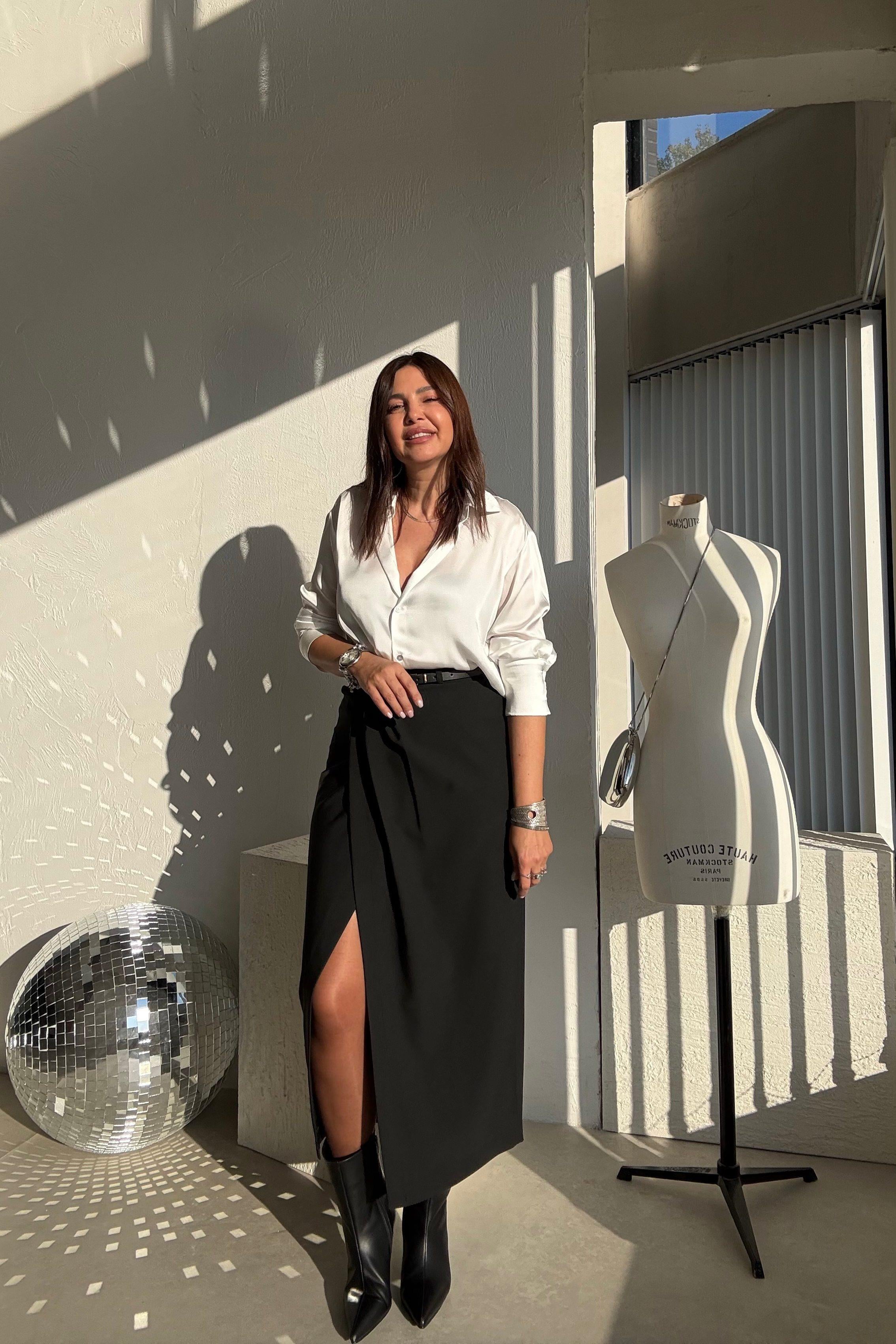 Siyah Kemerli Kalem Etek 