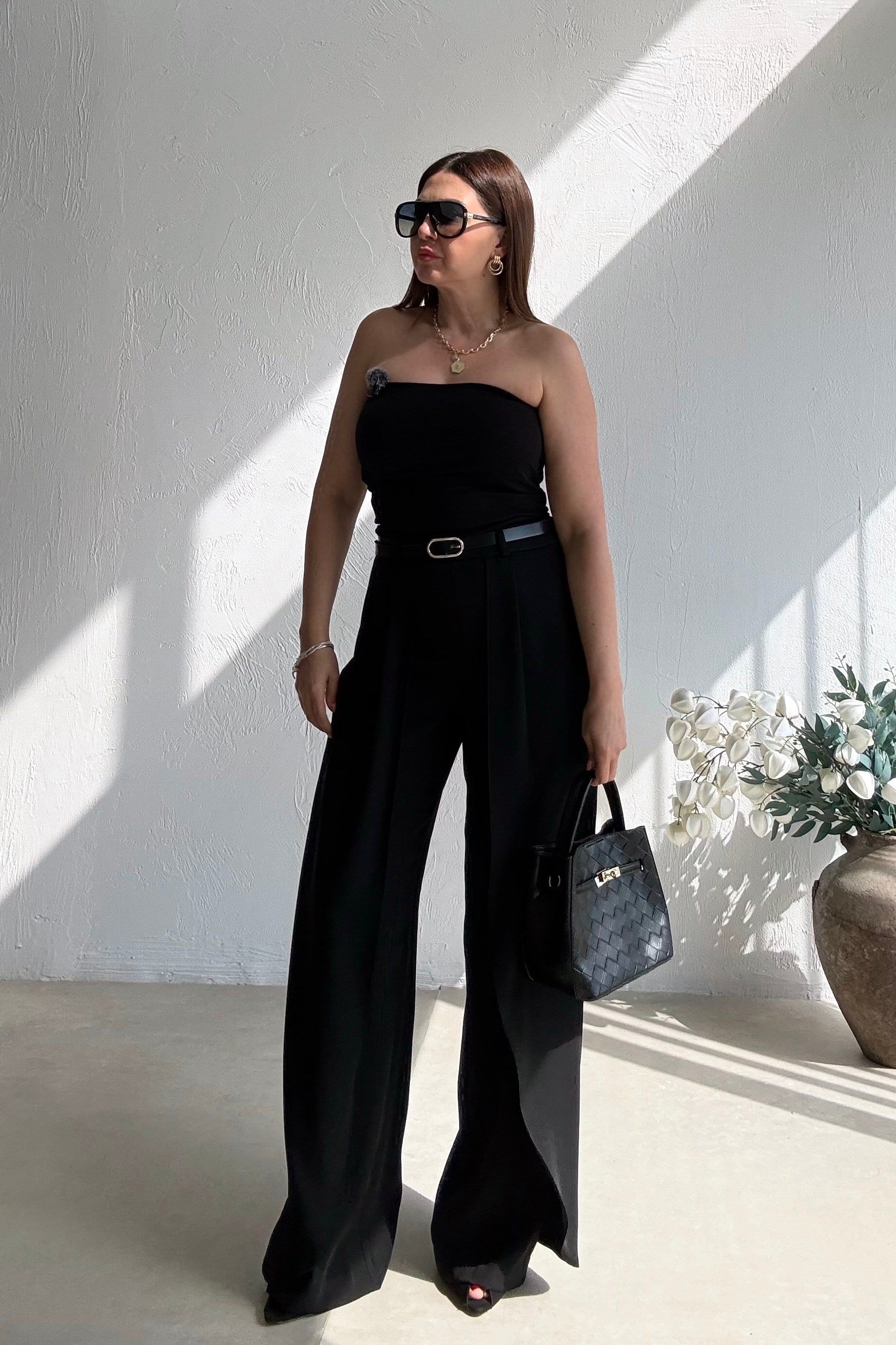 Siyah Pelerin Pantolon 