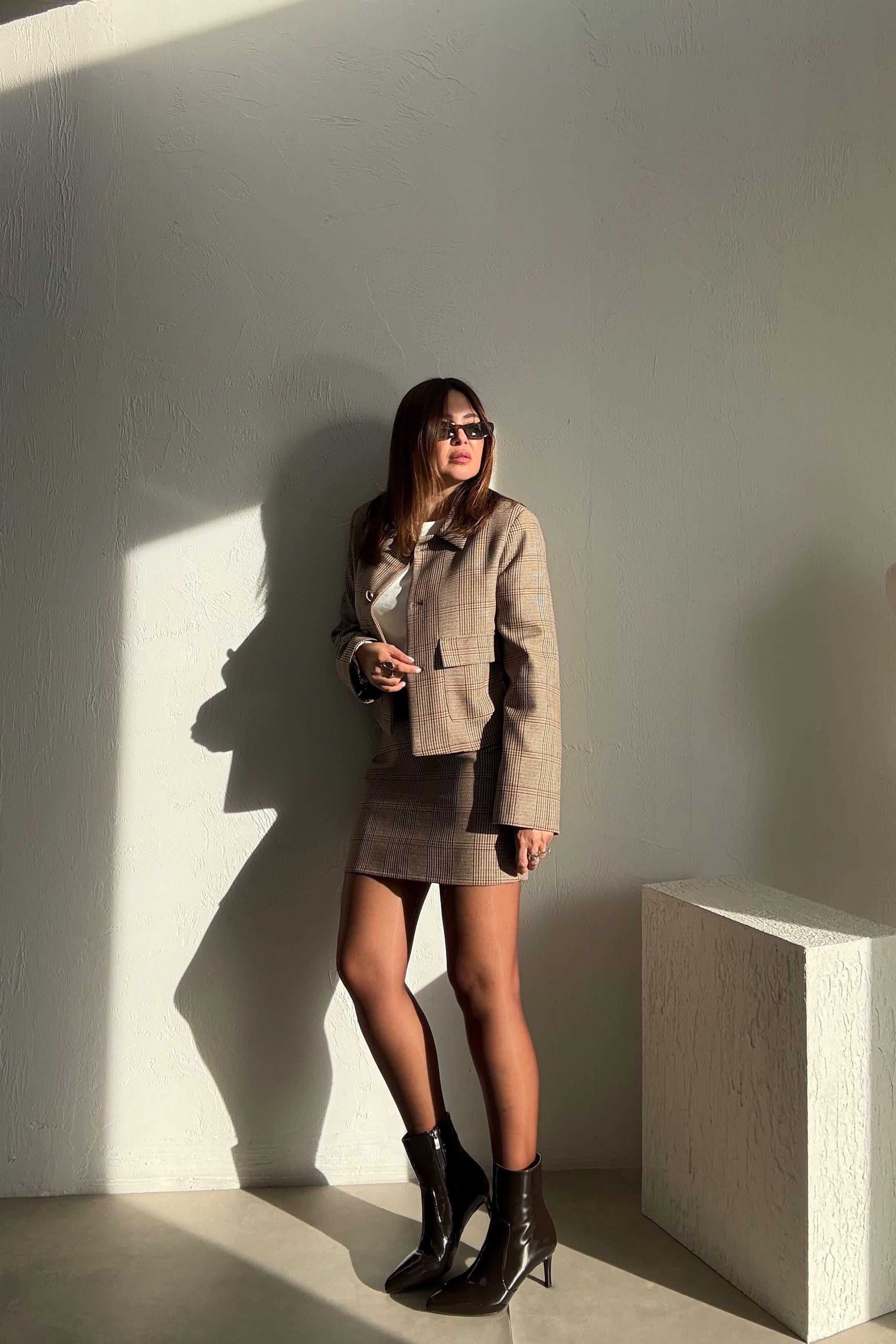 Toprak Ekoseli Etek Ceket Takım 