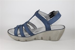 Hush Puppies 031Z101723 Clara Trıple Navy Nubuk Kadın Sandalet