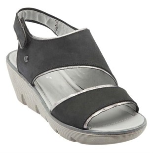 Hush Puppies 031Z101724 Clara Lyrıcale Siyah Nubuk Kadın Sandalet