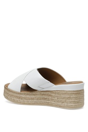 Nine West 101082978 Yapol 2FX Beyaz Kadın Terlik