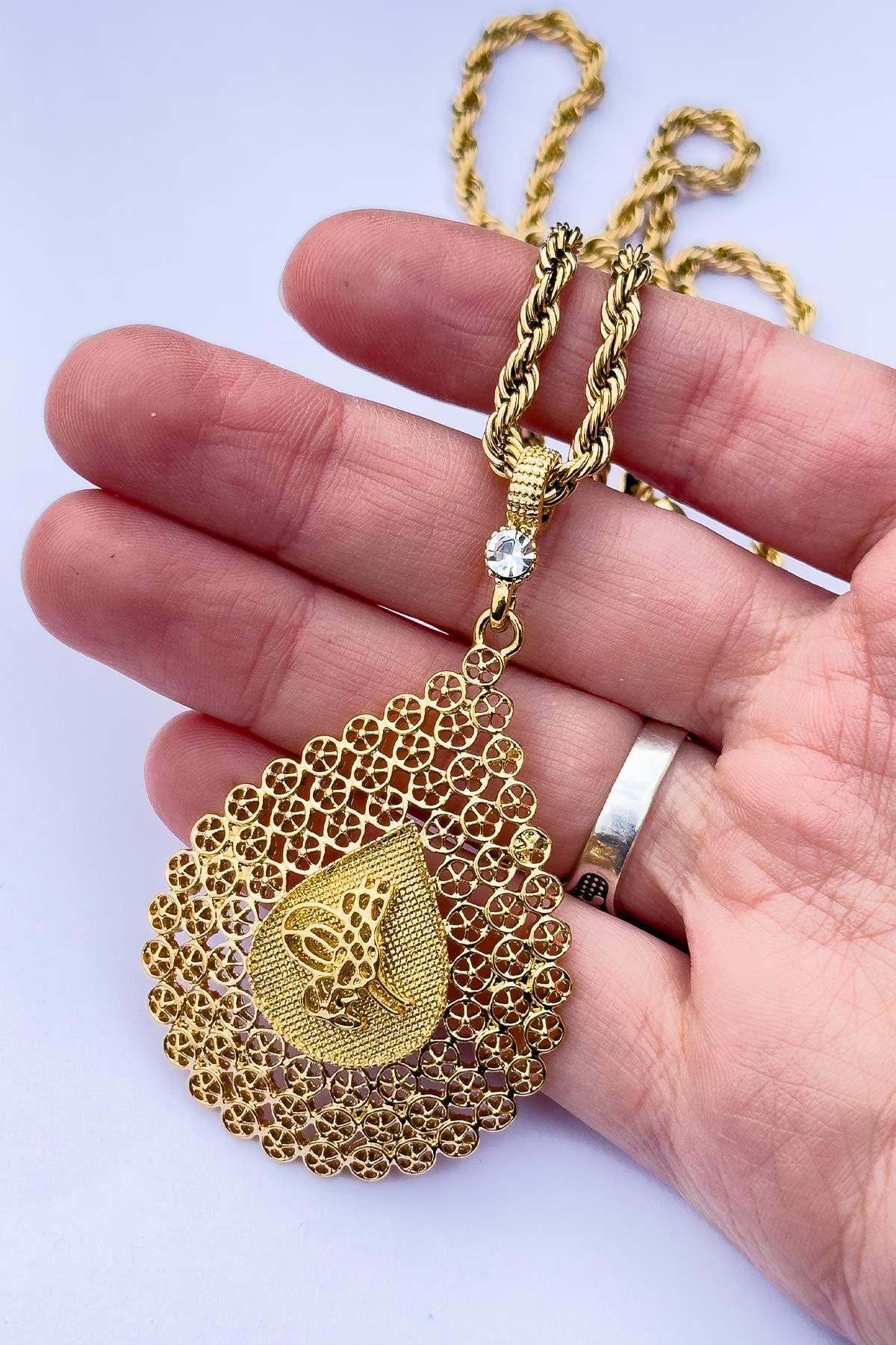 1. Kalite Kararmaz Altın Görünümlü  Tuğra Kadın Kolye