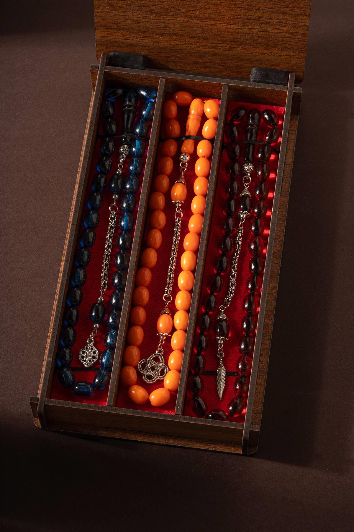 3lü Ahşap Kutuda Özel Püsküllü Toz Kehribar Tesbih Seti