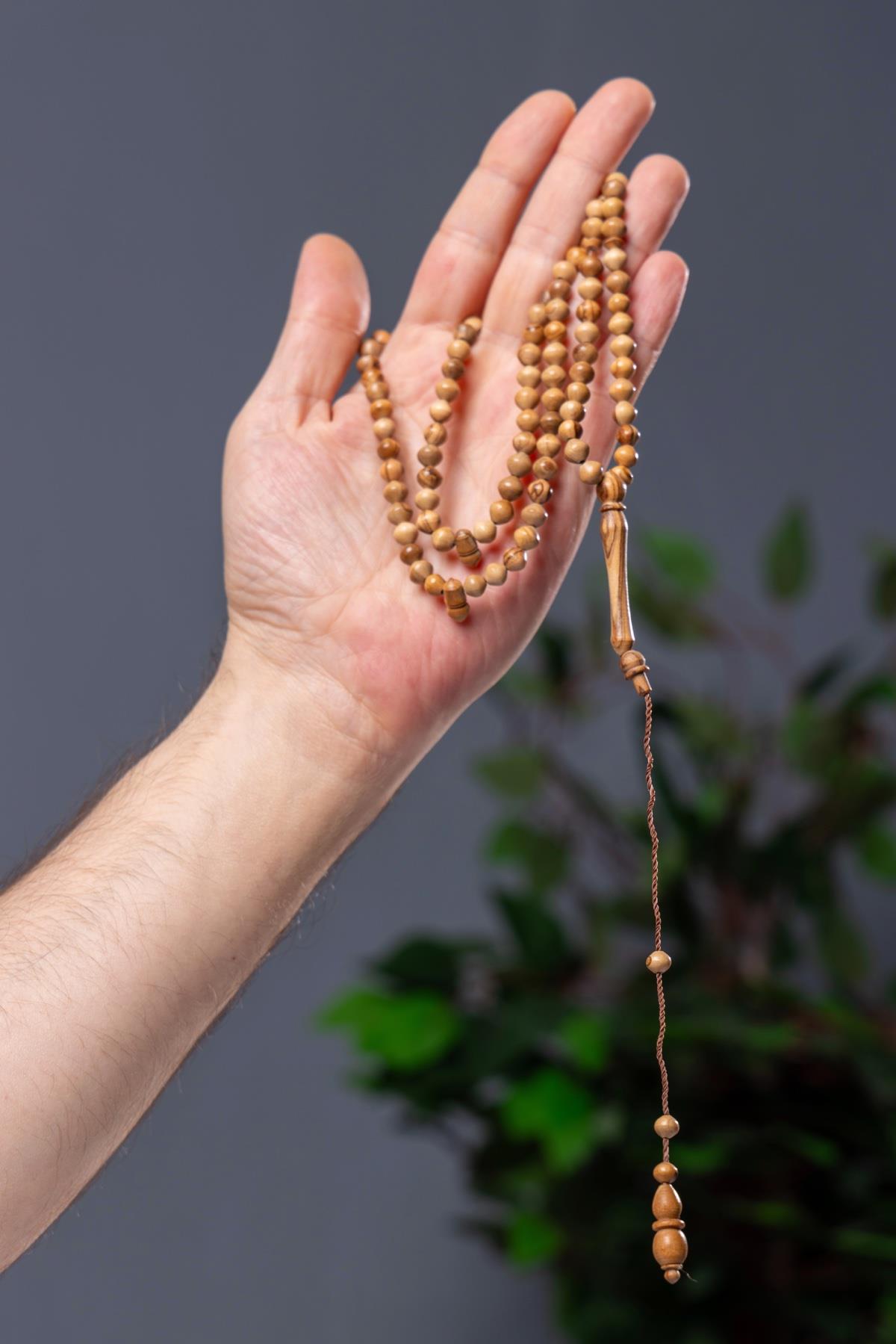 Hafif Yapısı İle 99luk Zeytin Ağacı Tesbih