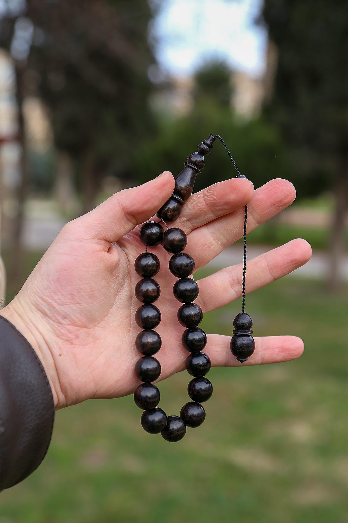 Küre 17lik Usta İşi Abanoz Ağacı Tesbih