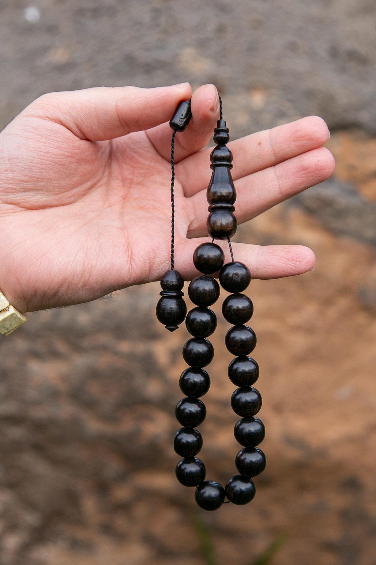 Küre 17lik Usta İşi Abanoz Ağacı Tesbih