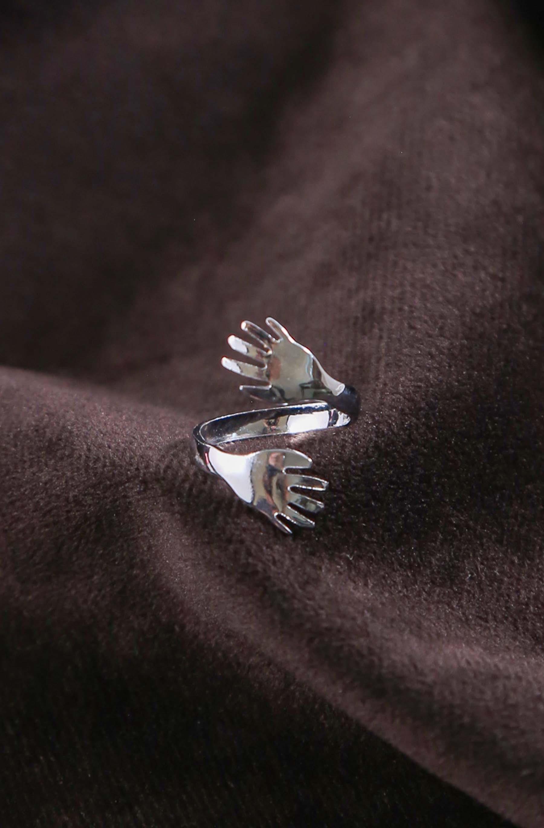 Metalik Renk Sarılma Elleri Ayarlanabilir Metal Yüzük