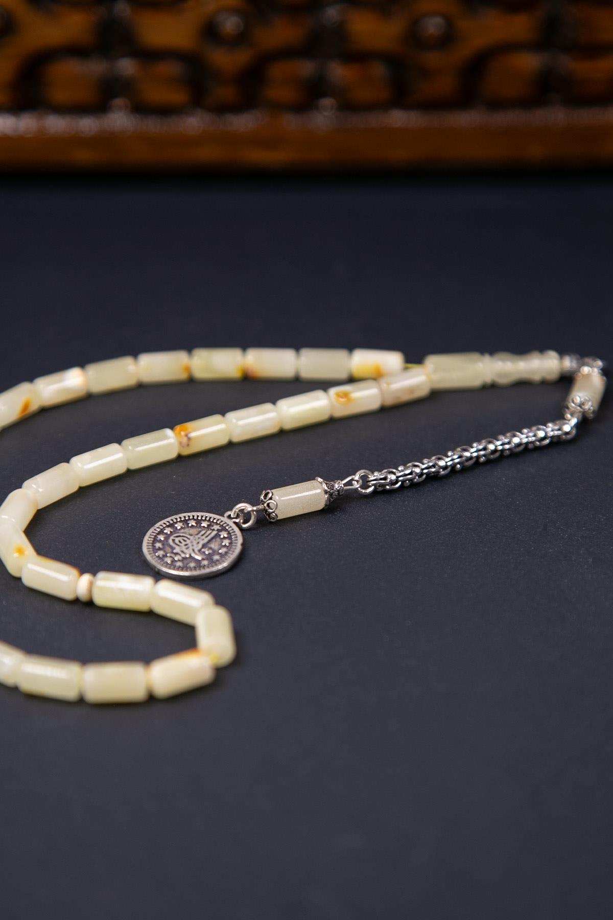 925 Ayar Gümüş Püskül Tuğra Tasarımıyla Kapsül Kaya Damla Kehribar Tesbih