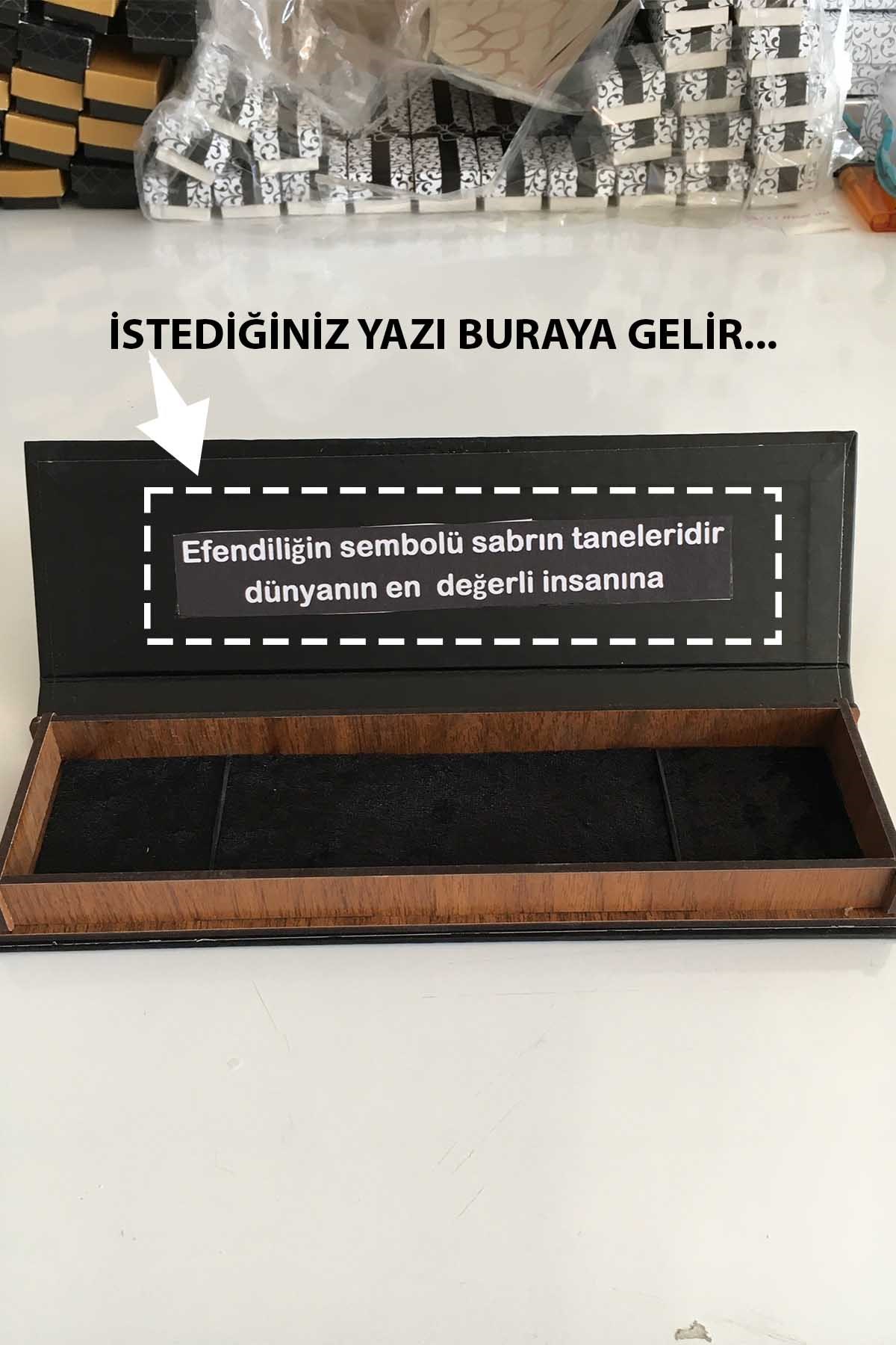 Erkek İçin Ahşap Kutuda Kişiye Özel Yazılı Sarı ve Lacivert Renk Toz Kehribar Tesbih