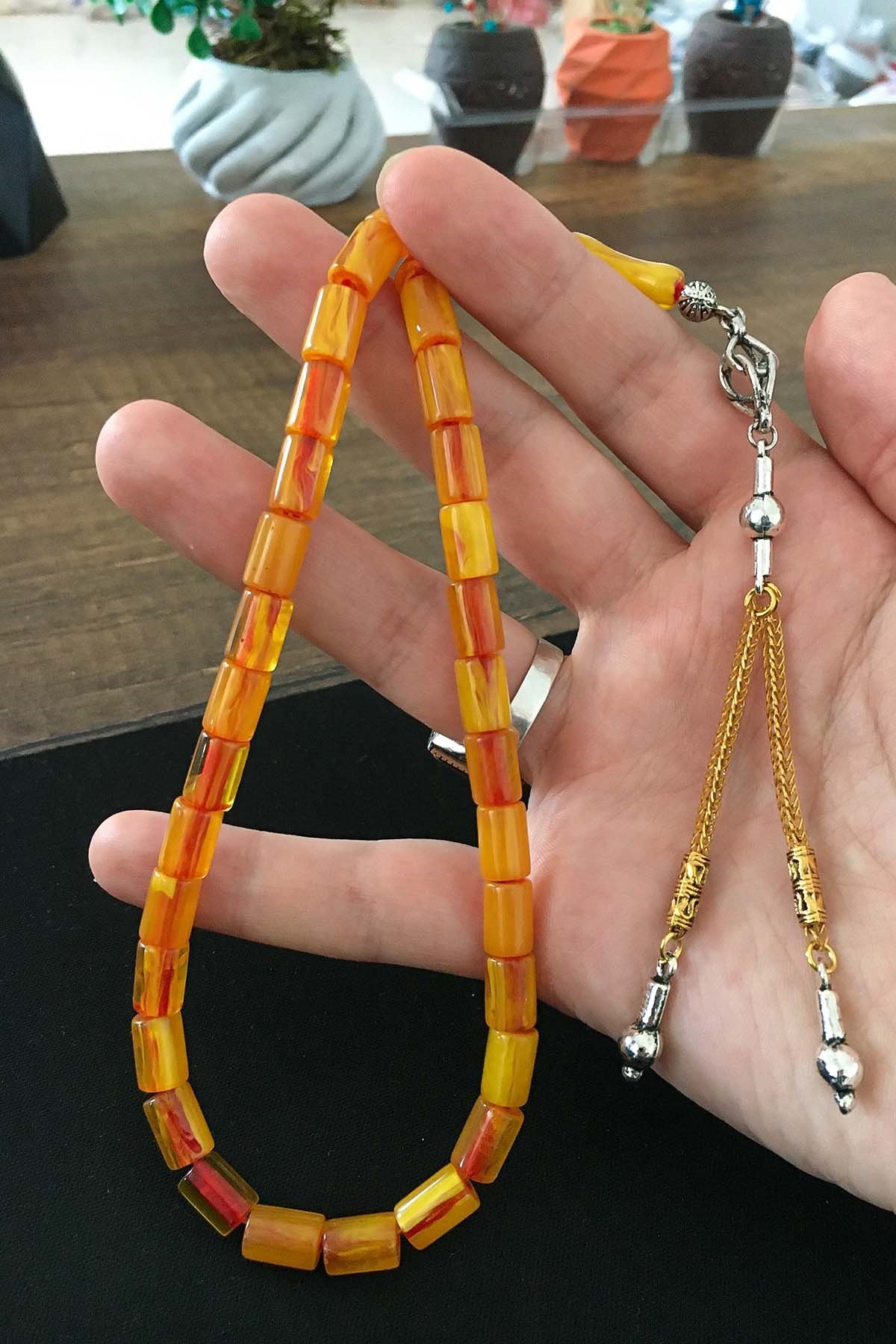 Kesme Tane Dik Damarlı Turuncu Renk Sarı Püsküllü Toz Kehribar Tesbih
