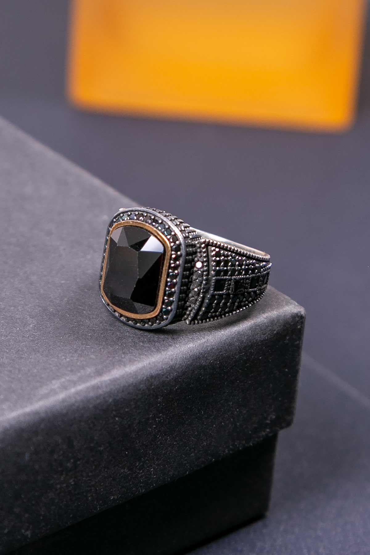Oniks Taşlı 925 Ayar Erkek Gümüş Yüzük