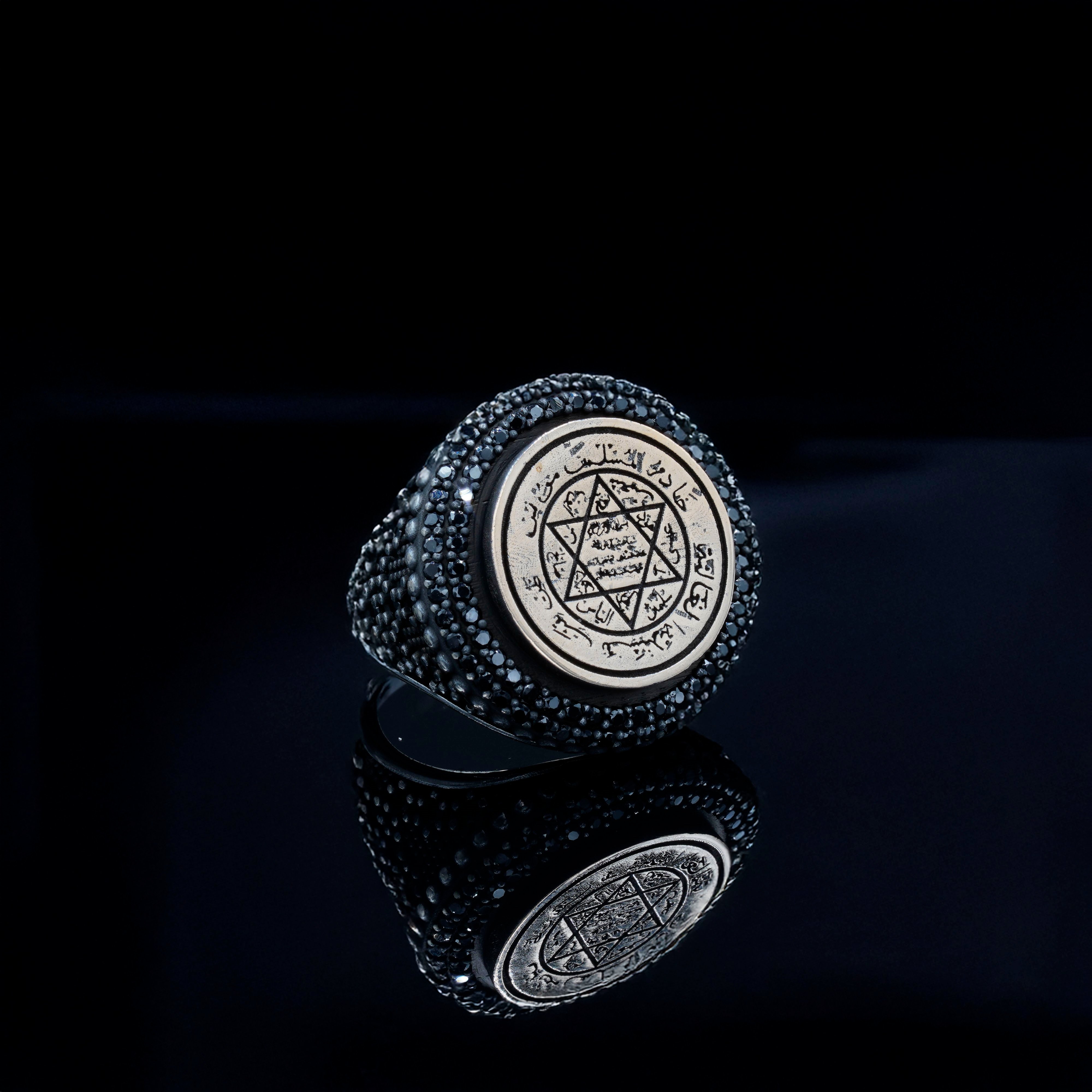Luxury Black Ring