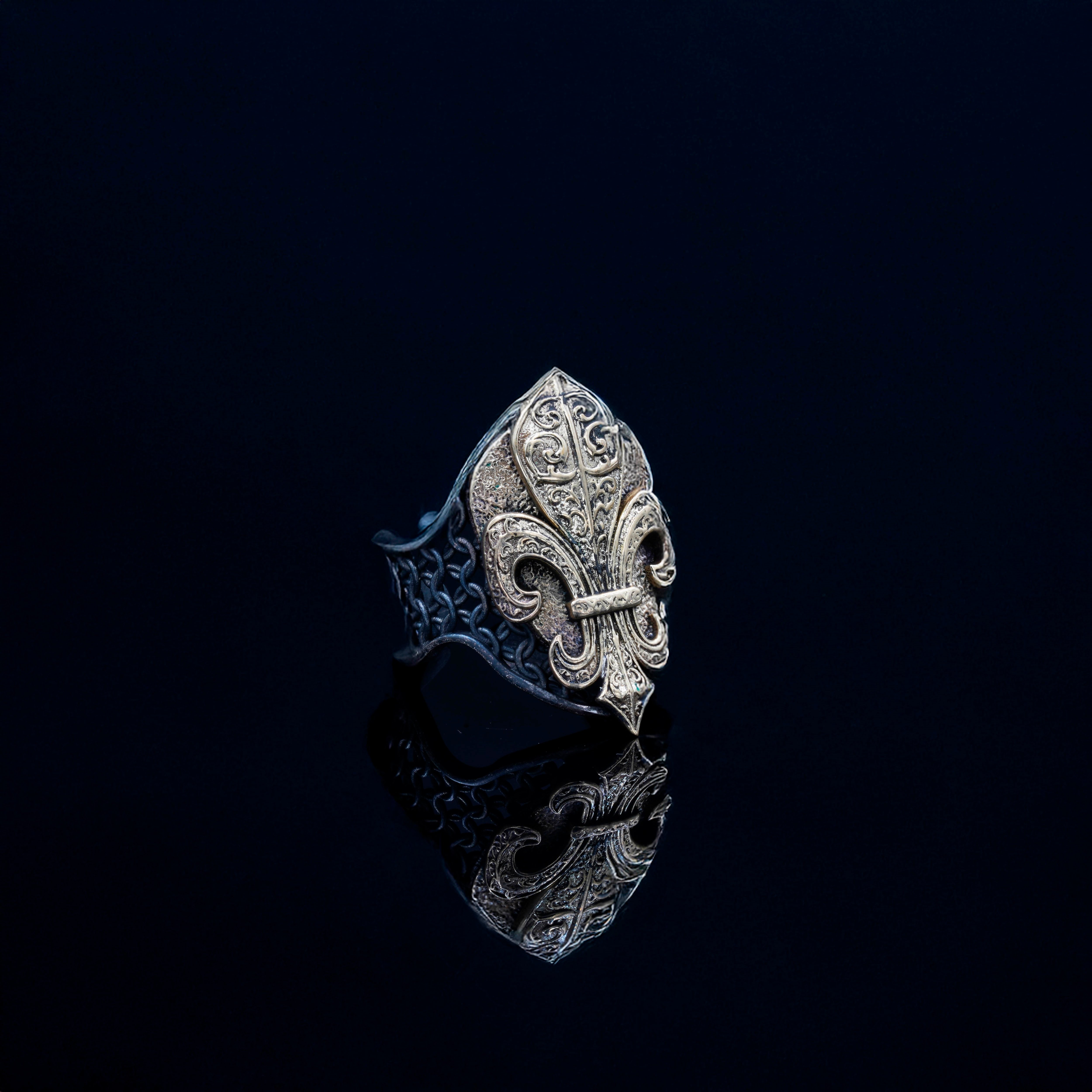 Luxury Lily Ring