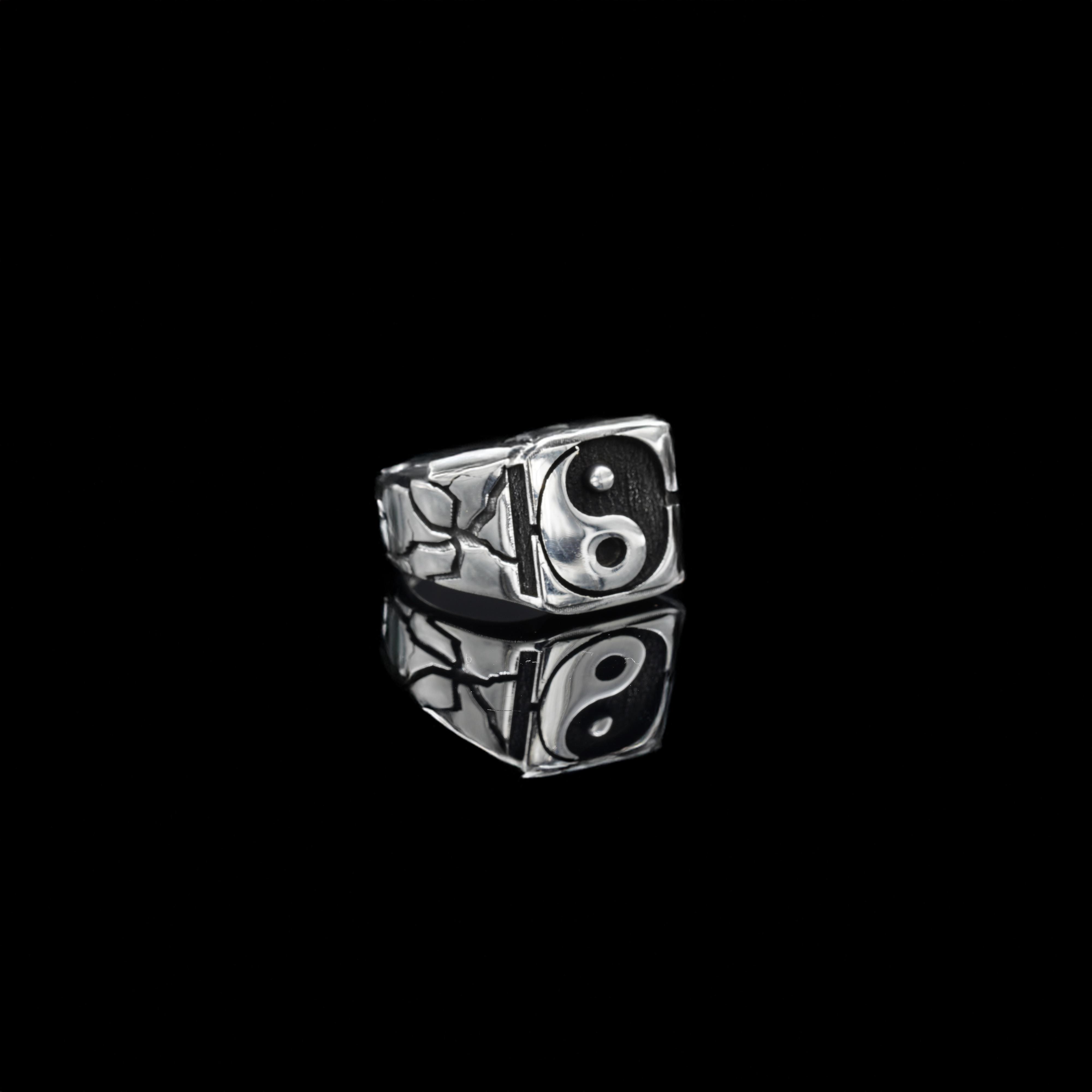 Luxury Ying Yang Ring