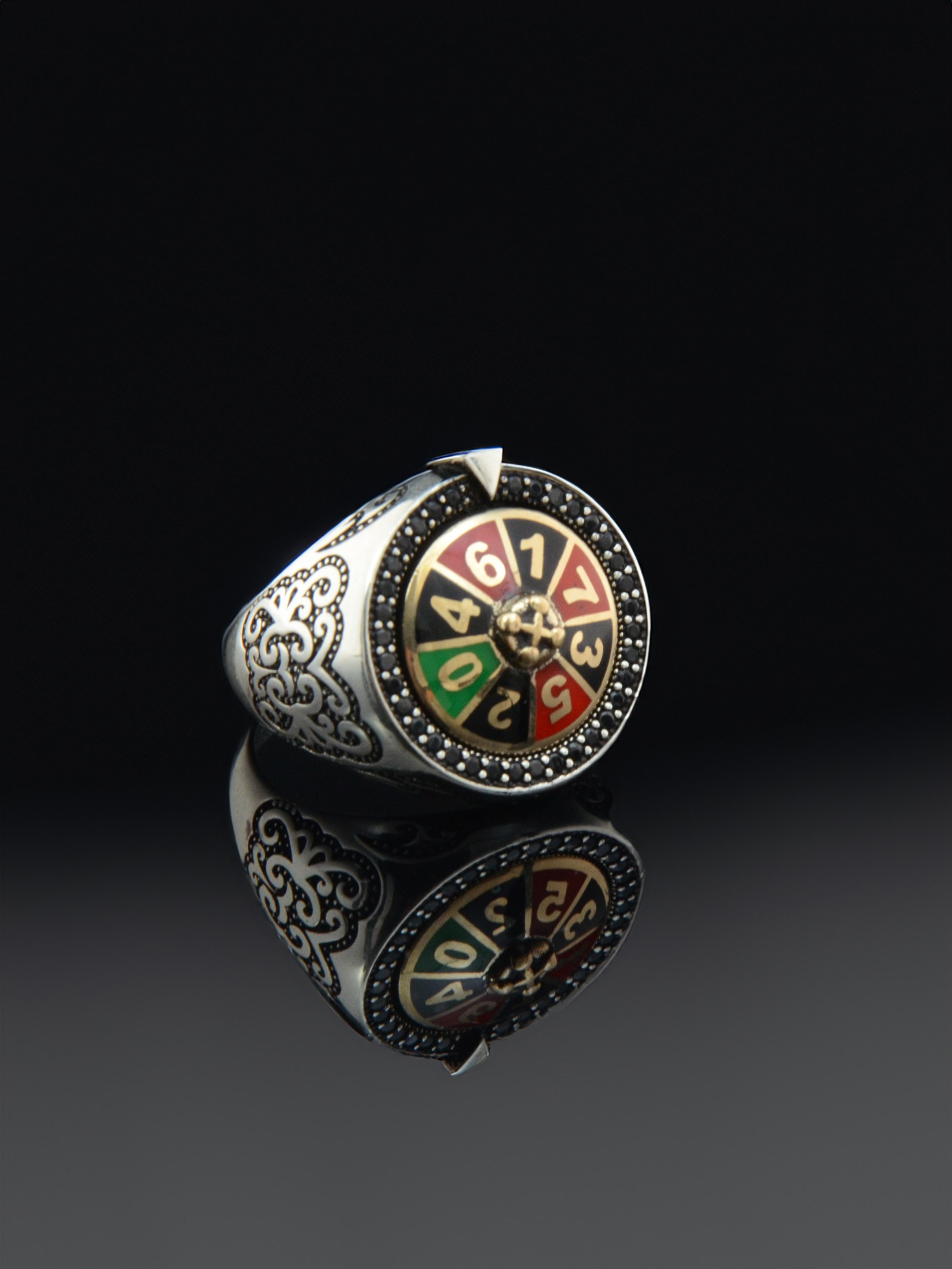 Luxury Roulette Ring