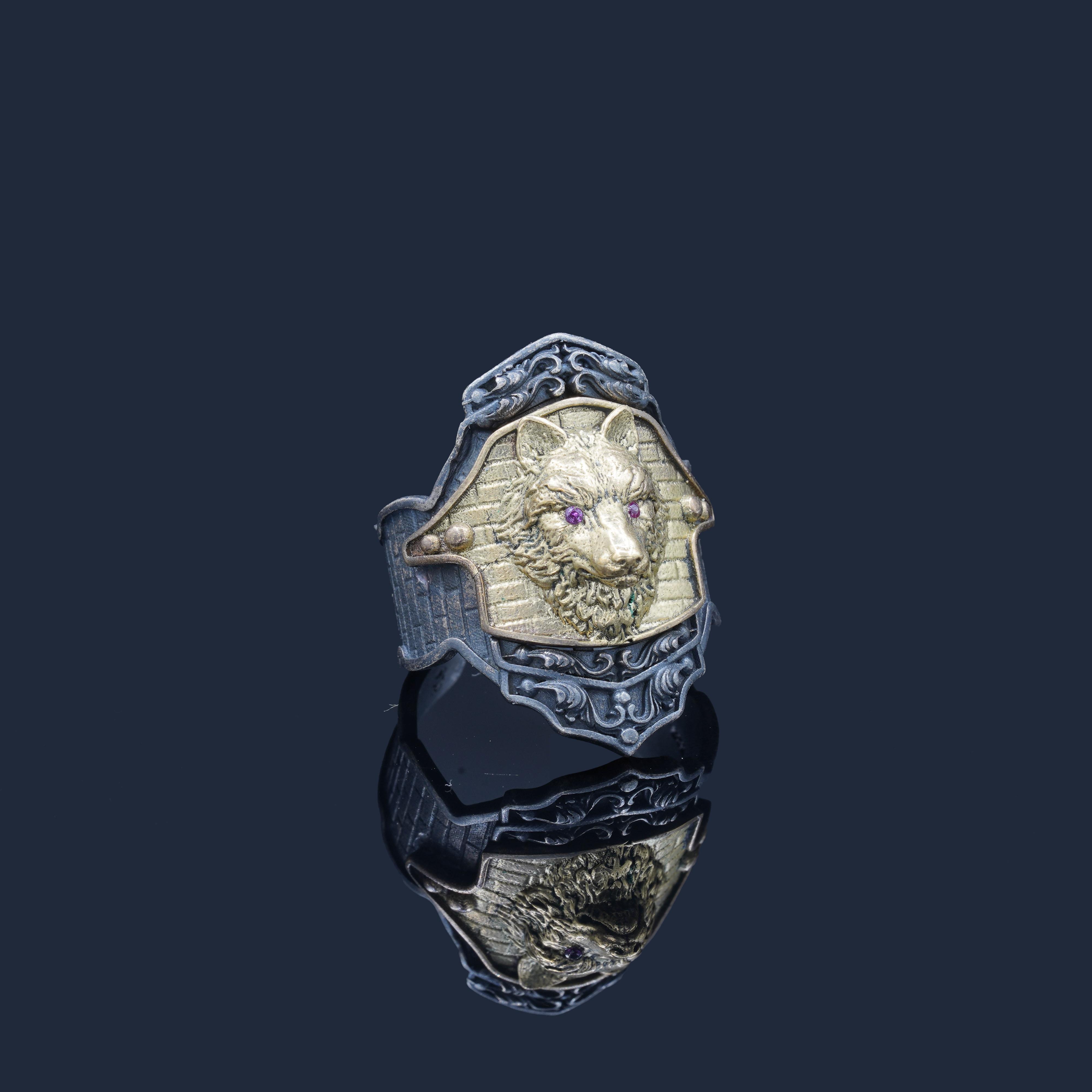 Luxury Wolf Oxidized Ring